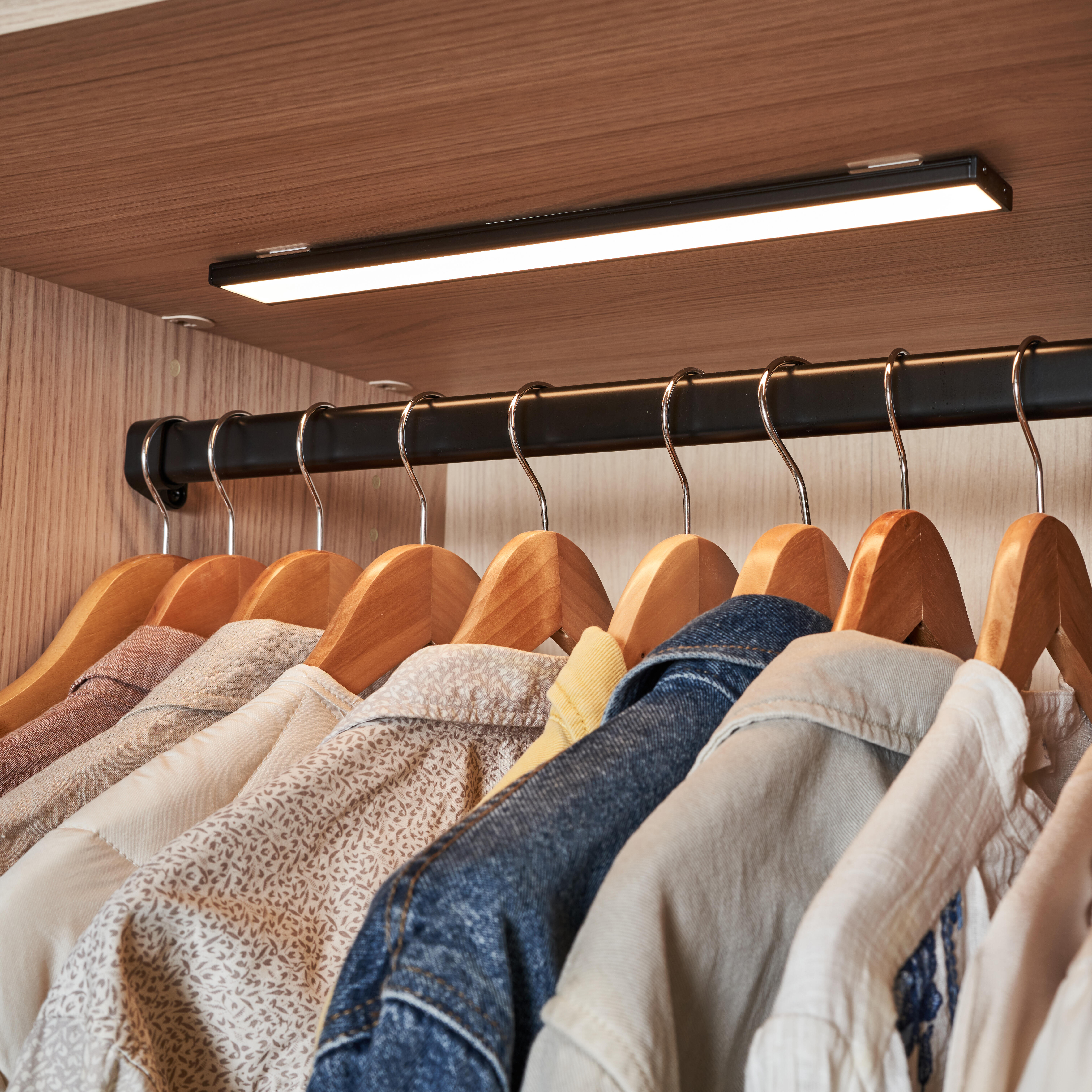 Pack 4 cabides madeira Spaceo - 4