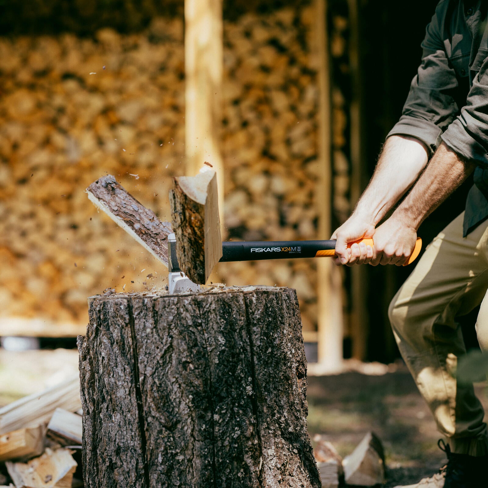 Hache à fendre Fiskars X-series™ X24 lame acier taille M - 2