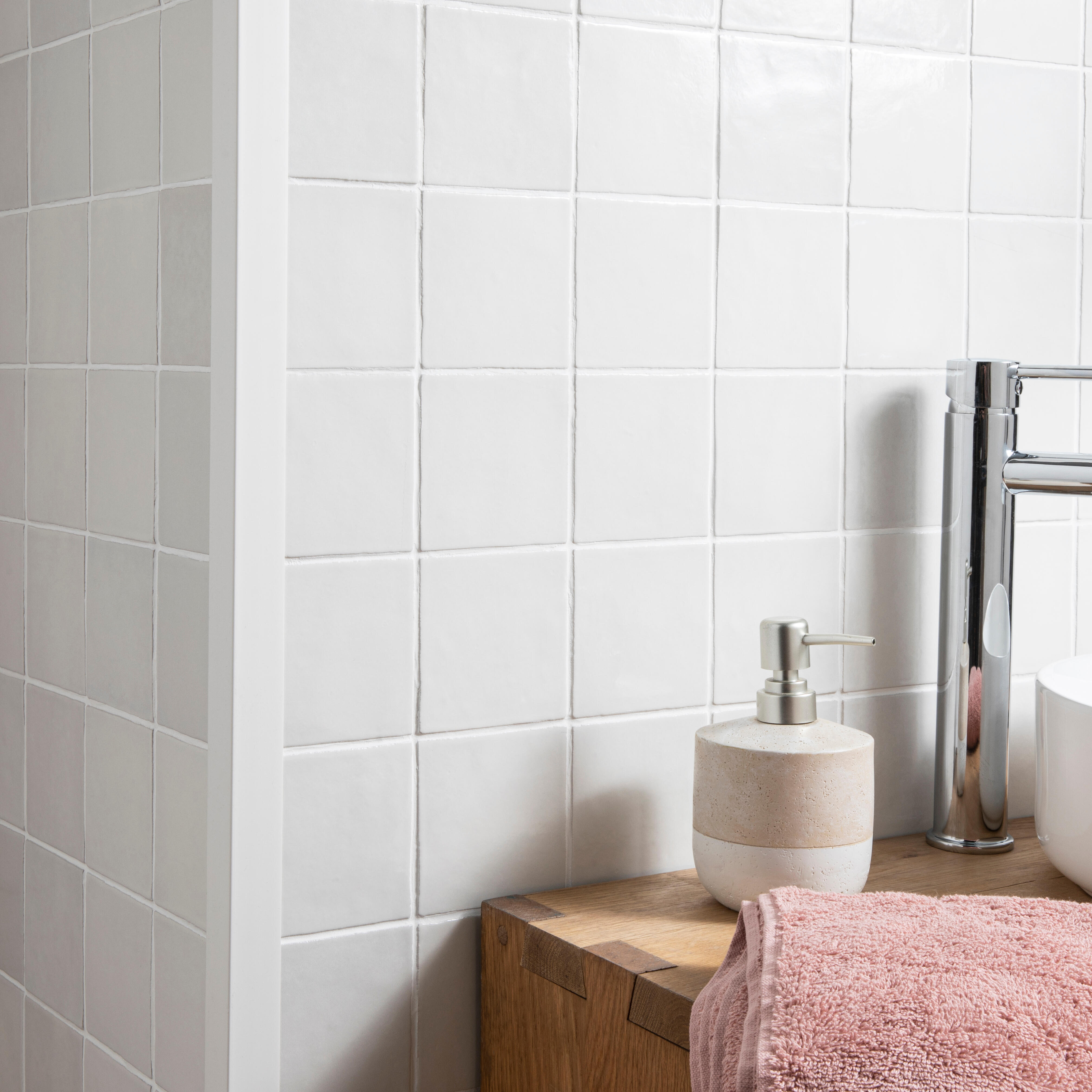Cornière d'angle PVC 30x30 mm x L.2,6 m blanc  - 2