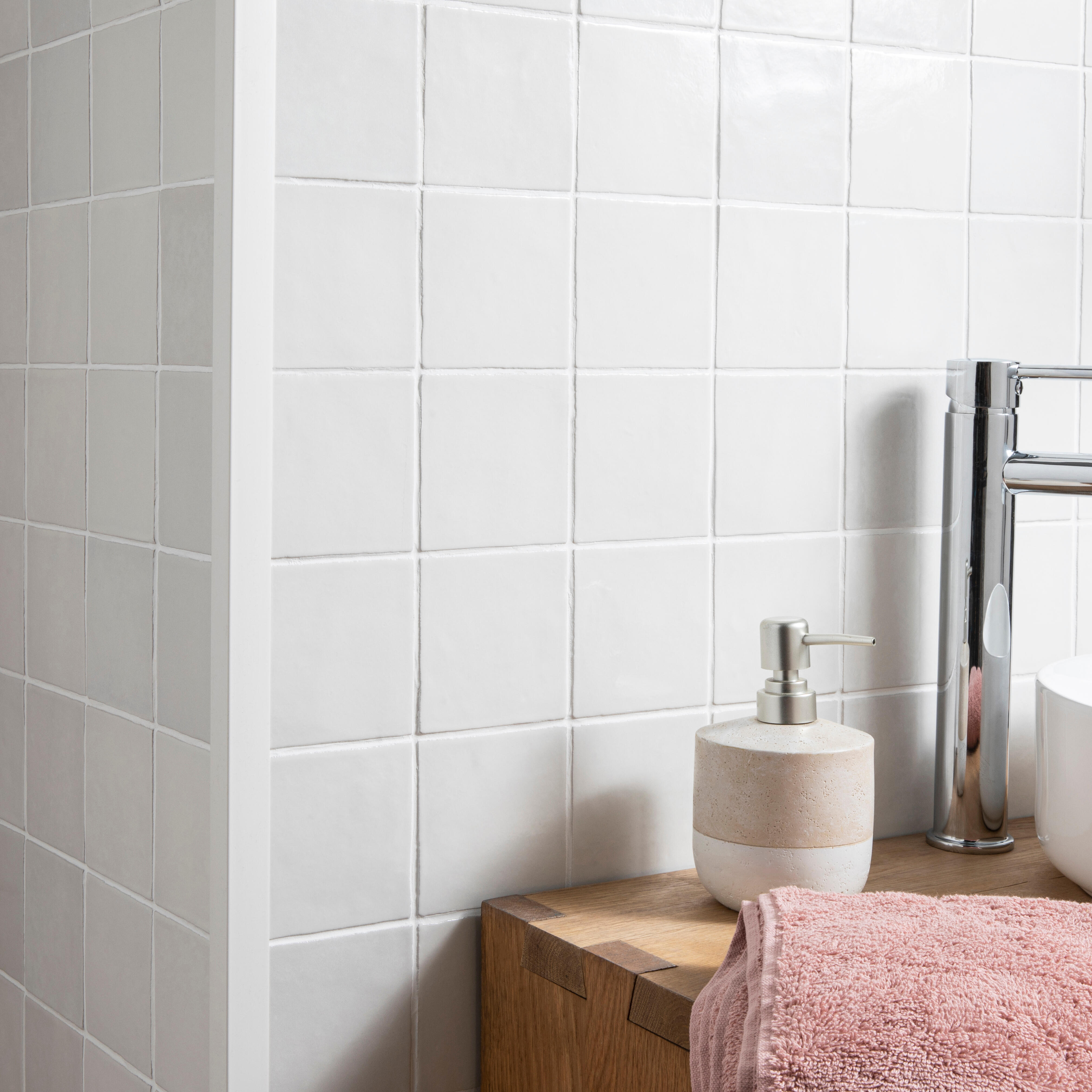 Perfil PVC branco mate 25x25x1x2,6 cm Standers - 2