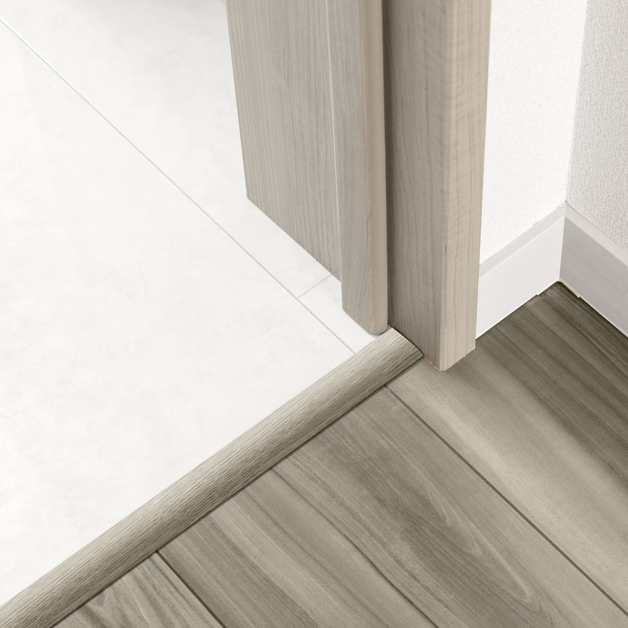 Perfil de acabado 4 en 1 de aluminio color madera gris 166 cm ARTENS GR130 - 4