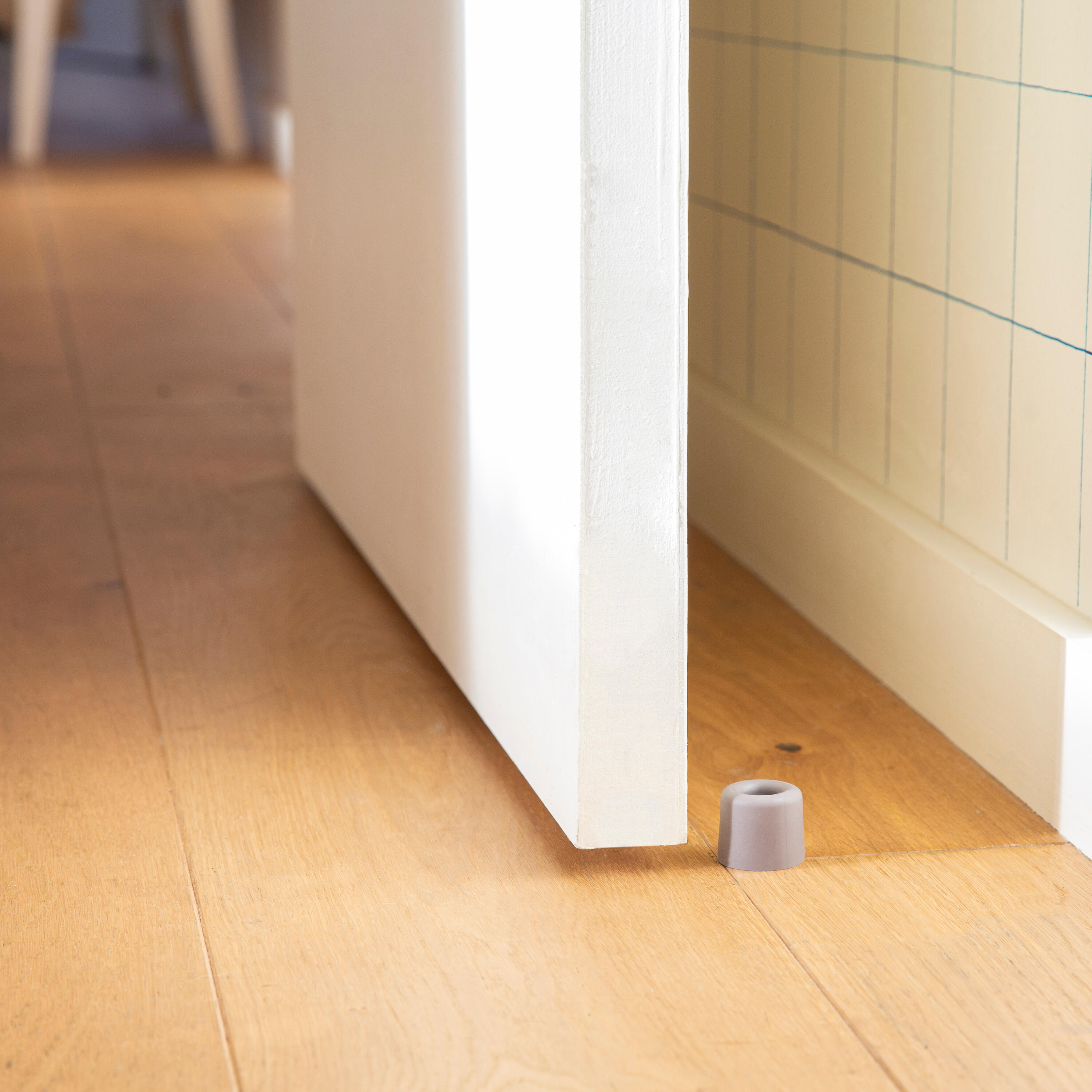 Batente para parede /chão cinza hibrido 3x2.5 cm - 6