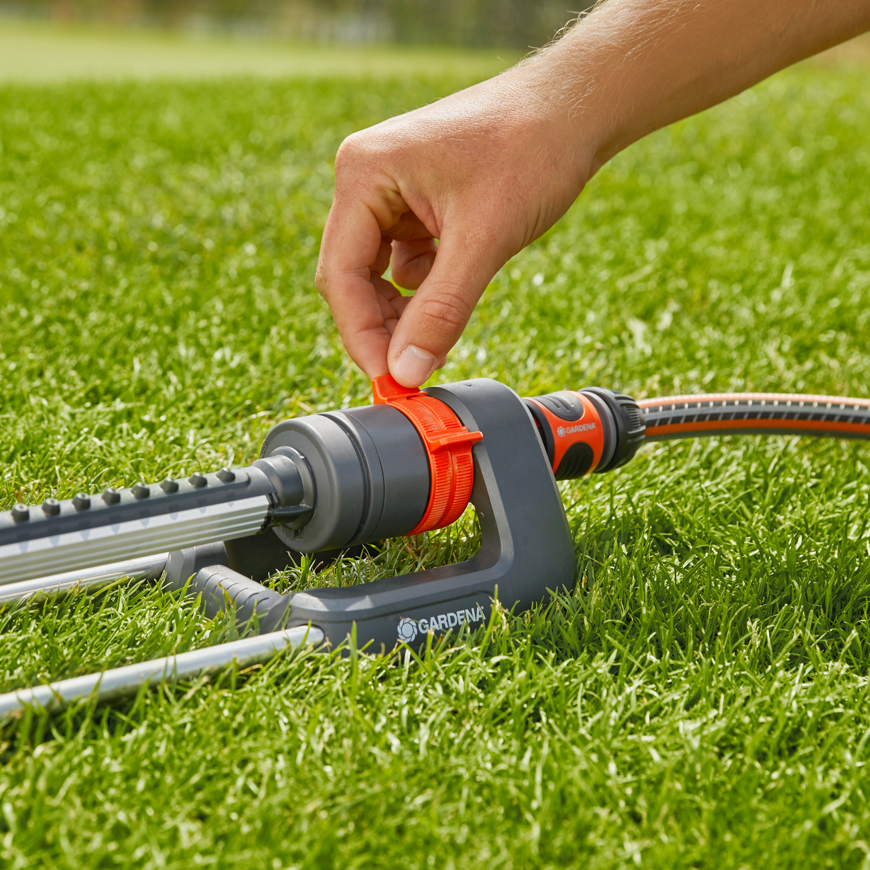 Arroseur oscillant simple d'utilisation GARDENA - 0