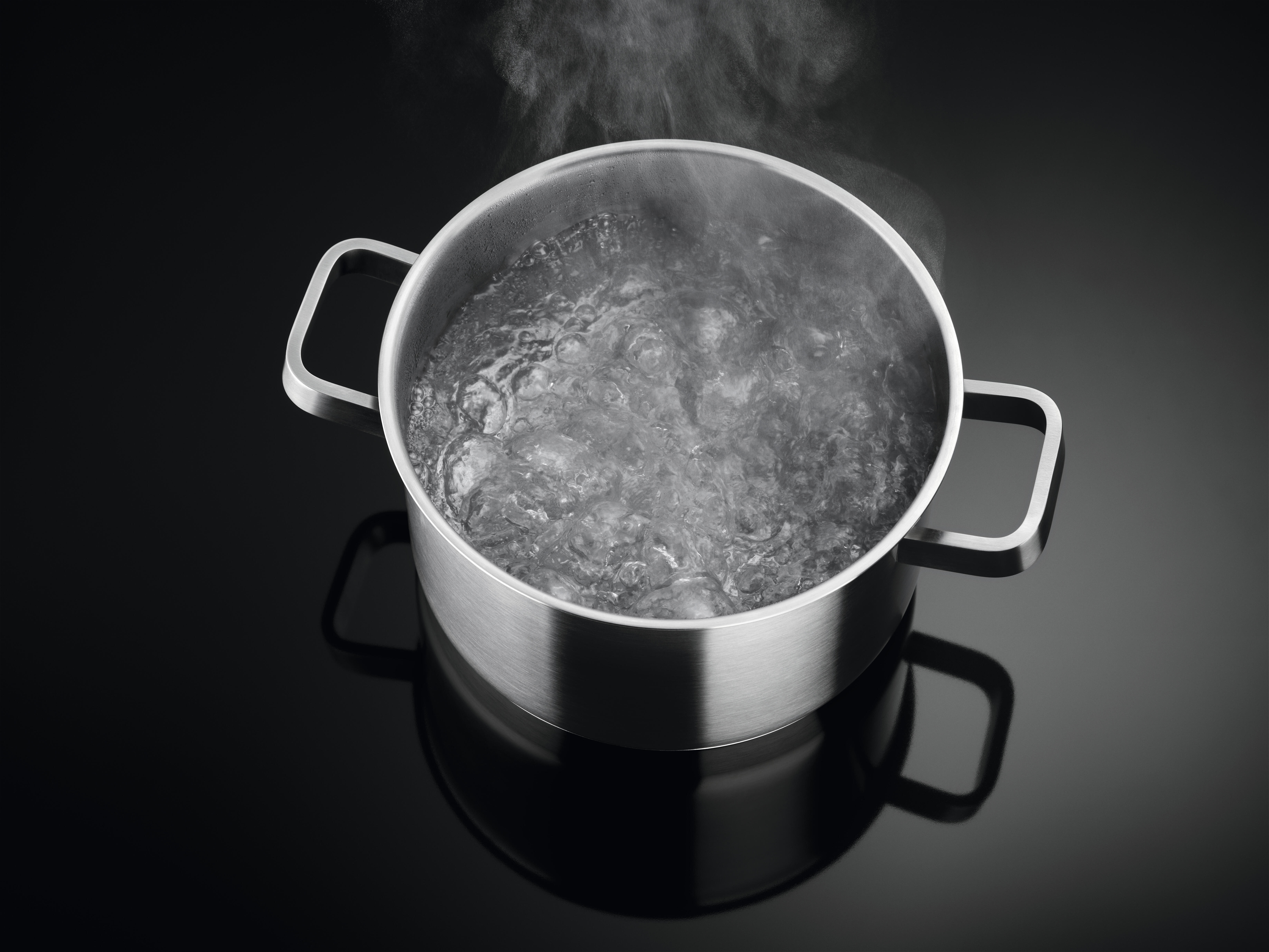 Plaque à induction 3 foyers, noir, ELECTROLUX IKE6320KC - 6