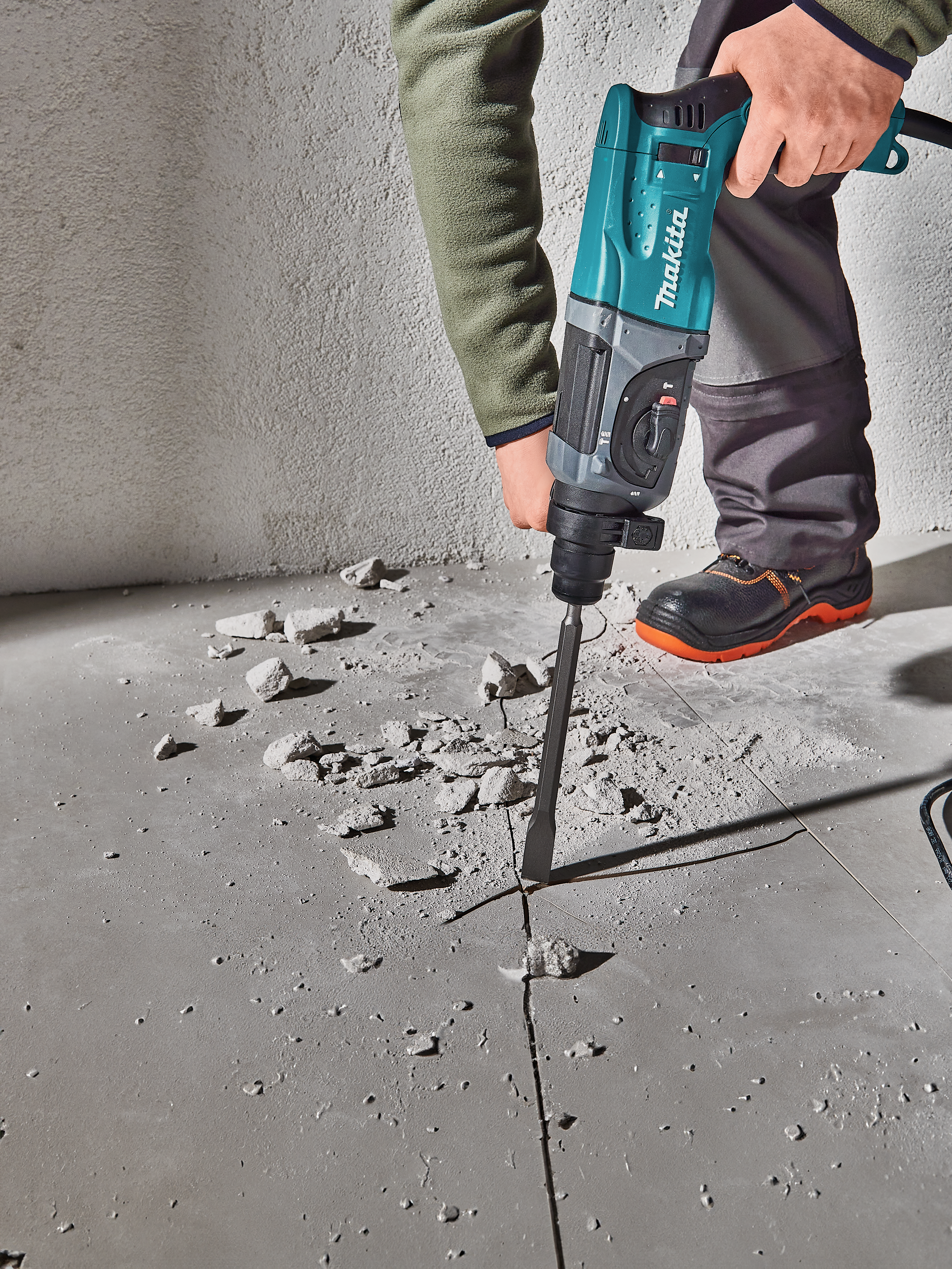 Młotowiertarka SDS+ 780W 2.4J HR2470 MAKITA - 2