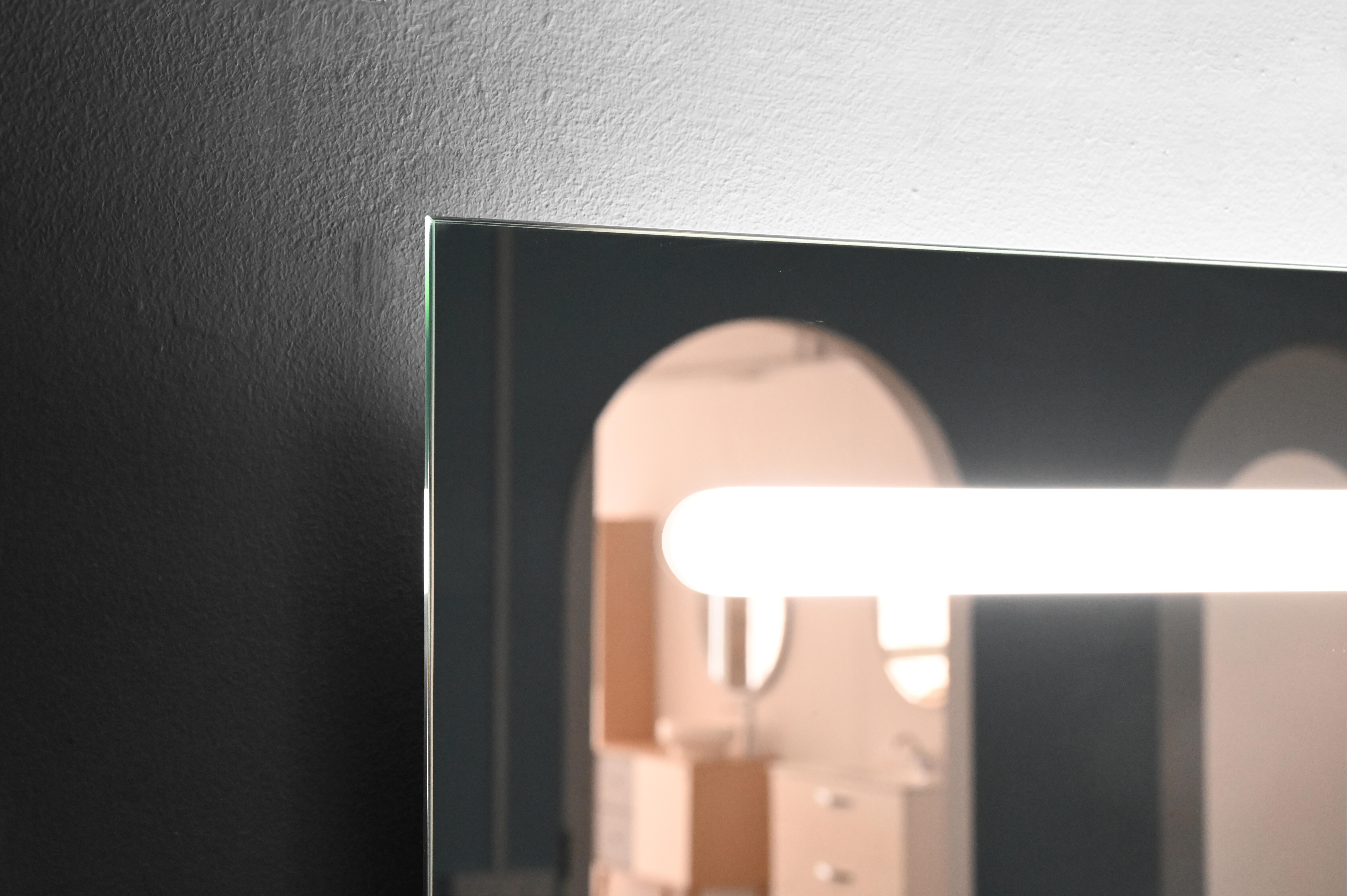 Espelho com iluminação led 60x70 cm Nerea - 11