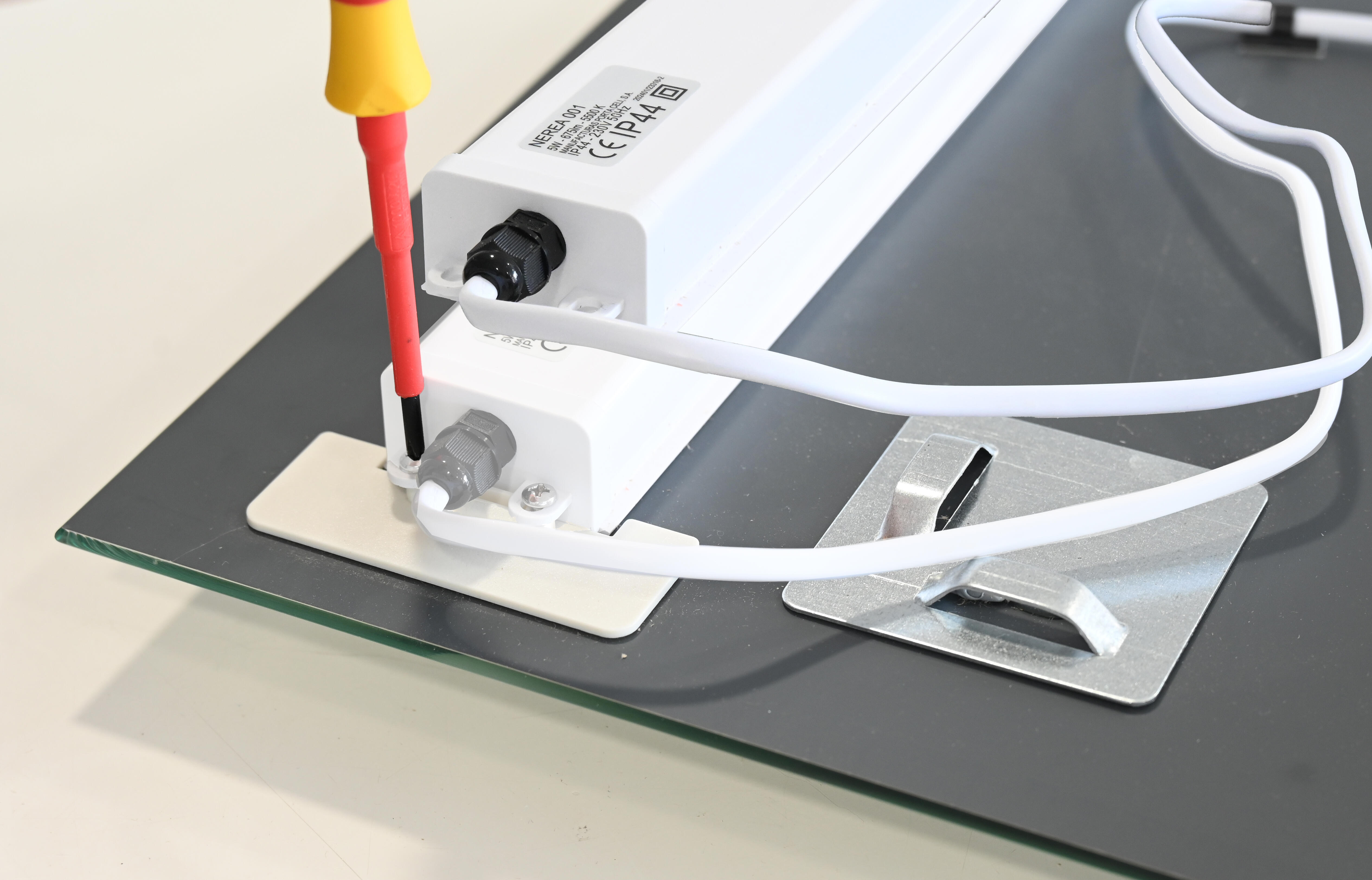 Espelho com iluminação led 80x70 cm Nerea - 6