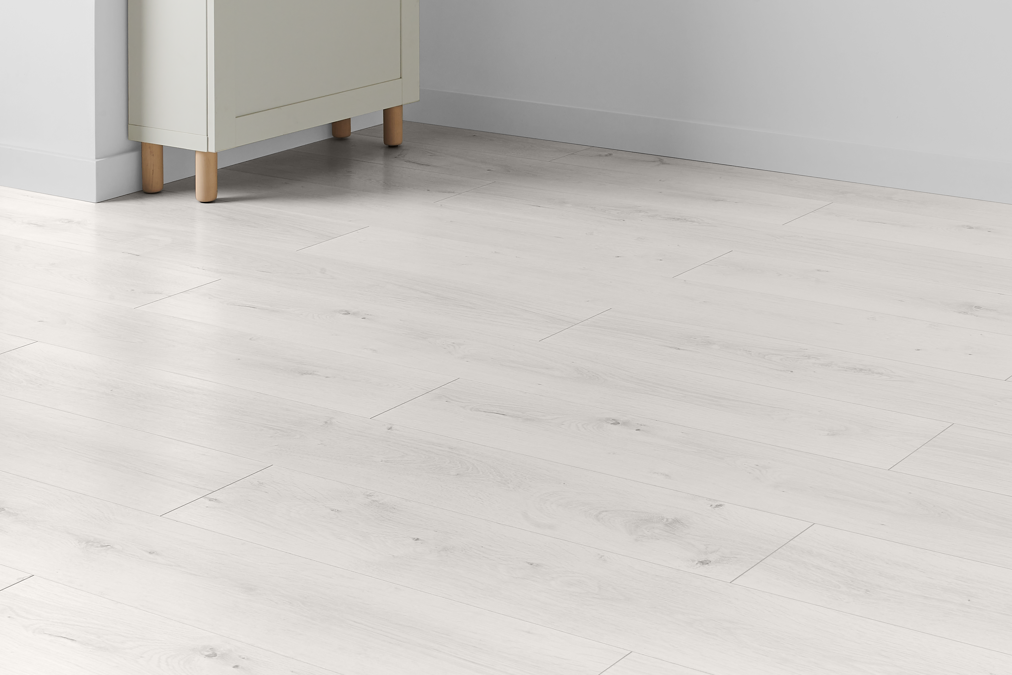 Panele podłogowe laminowane wodoodporne AC5 8 mm Artens Nisbet bielone drewno - 3