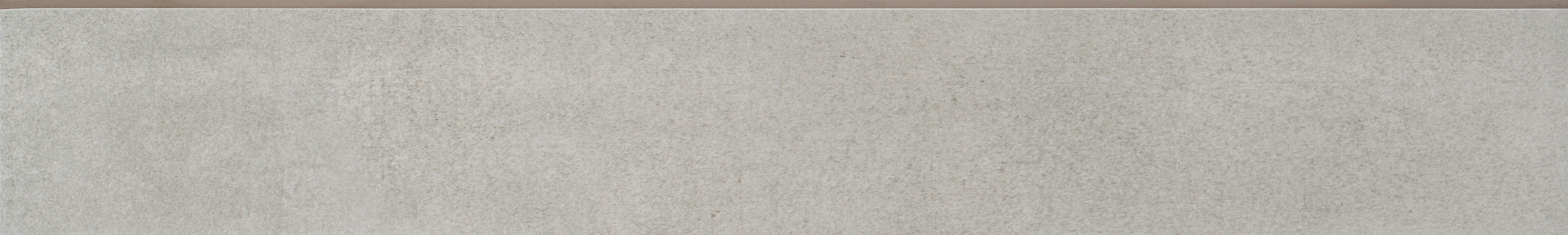 Rodapié porcelánico blaze 60.8x9 cm cemento ceniza