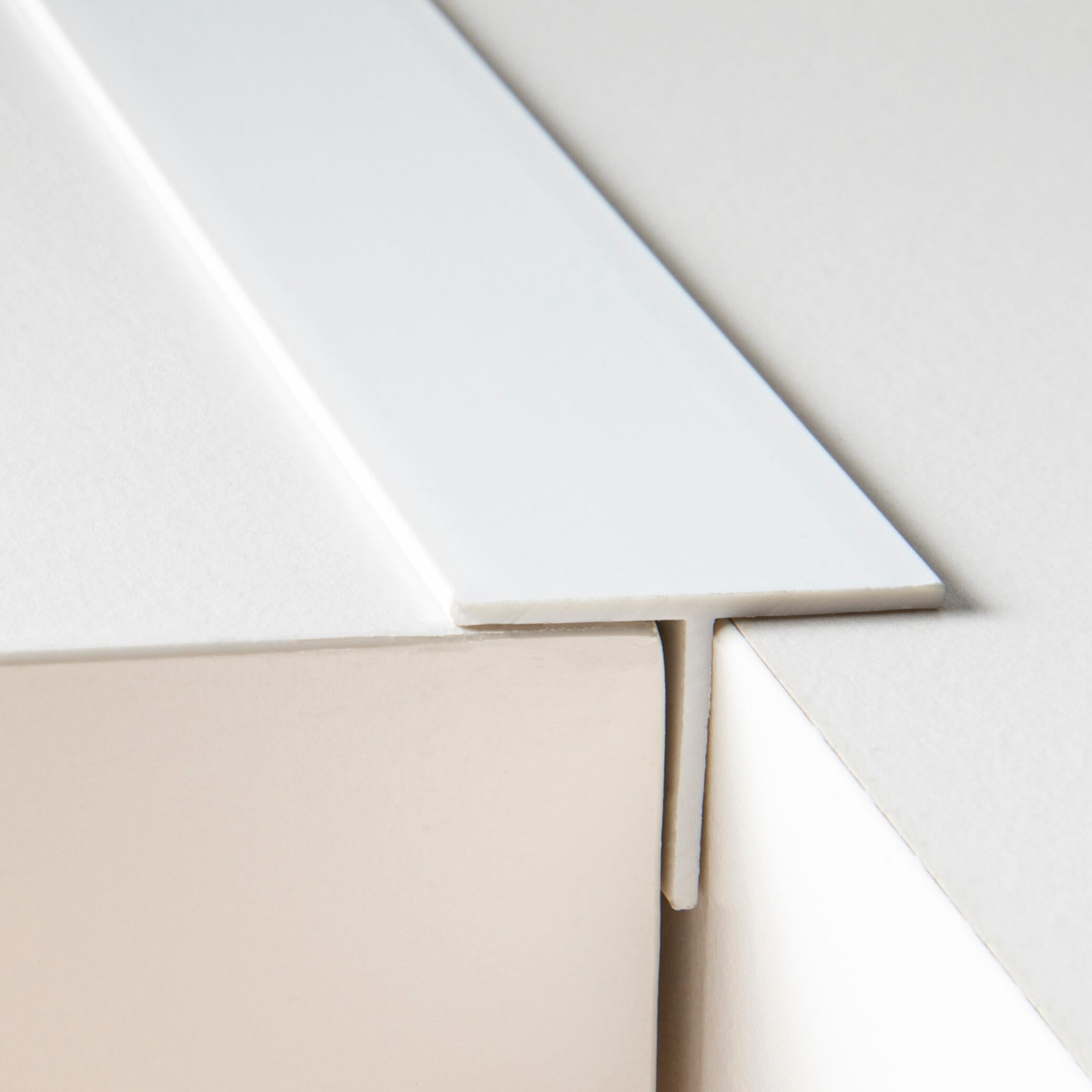 Perfil forma de en T de PVC blanco STANDERS, Alt. 18 x An.25 mm x L.1 m - 4