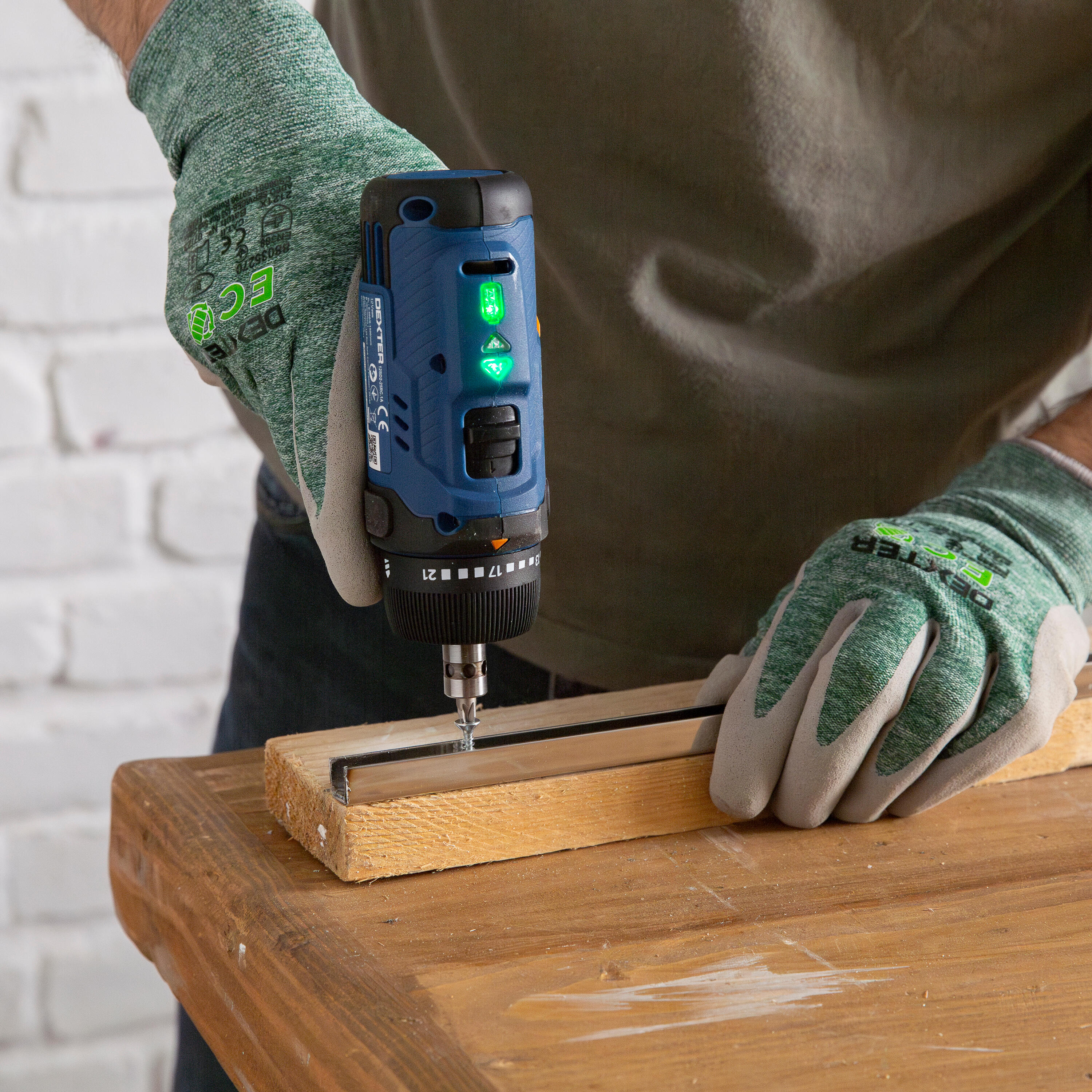 Luvas de trabalho recicladas anti calor/frio e anti corte  tamanho 9L Dexter - 2