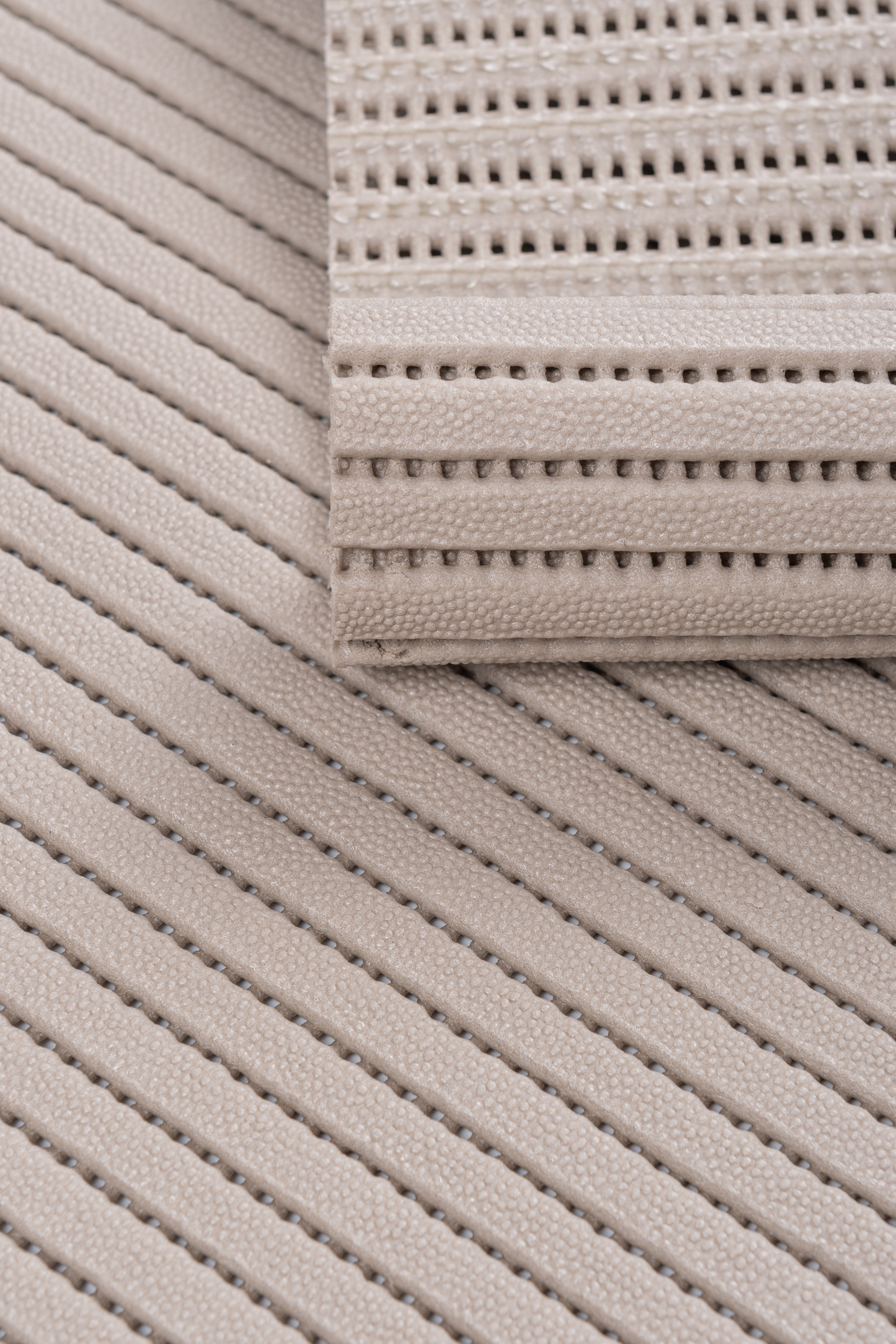 Dywanik łazienkowy beżowy 45 x 65 cm Multi-Decor