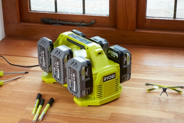 Chargeur 6 ports - RC18640 RYOBI