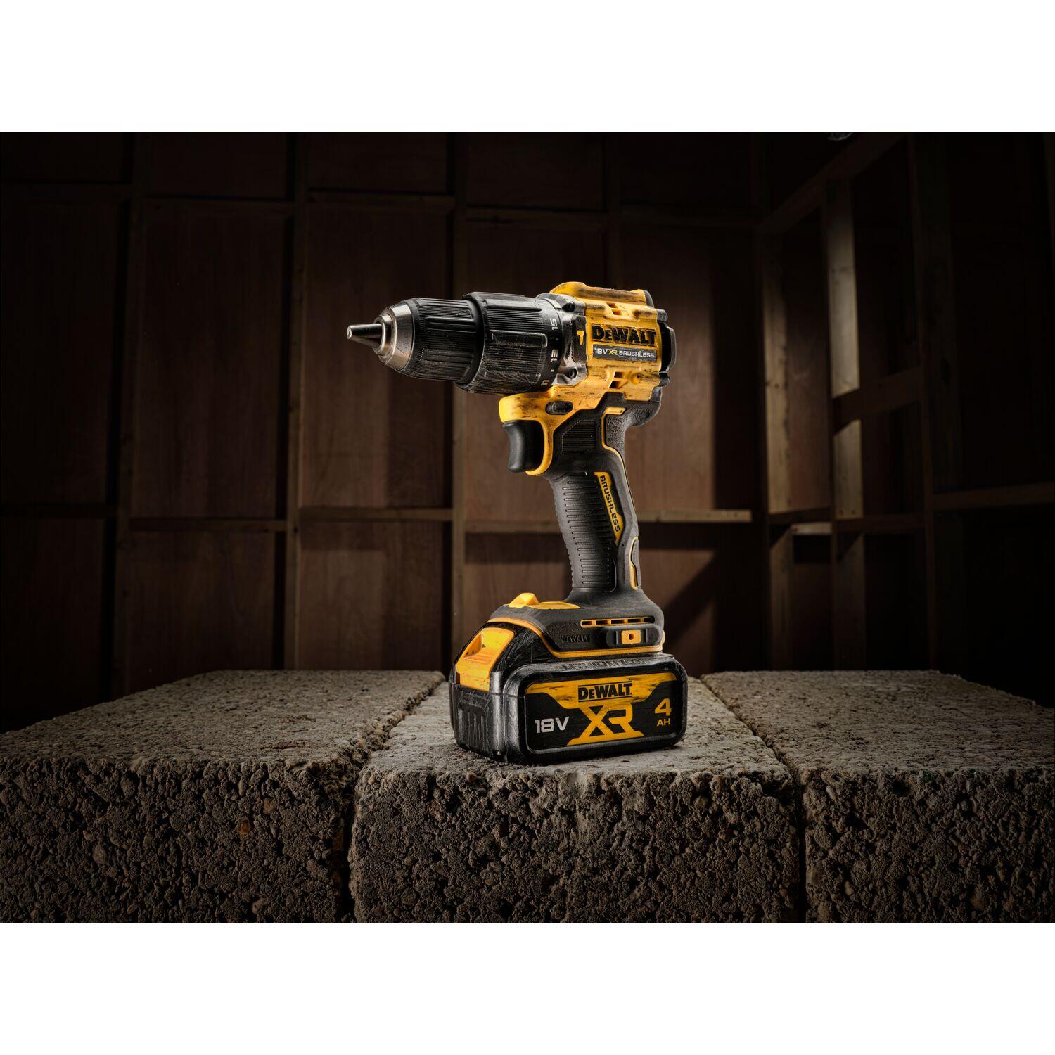 Perceuse à percussion 18 V DEWALT Dcd100m2t, 68 Nm + 2 batteries 4Ah - 11