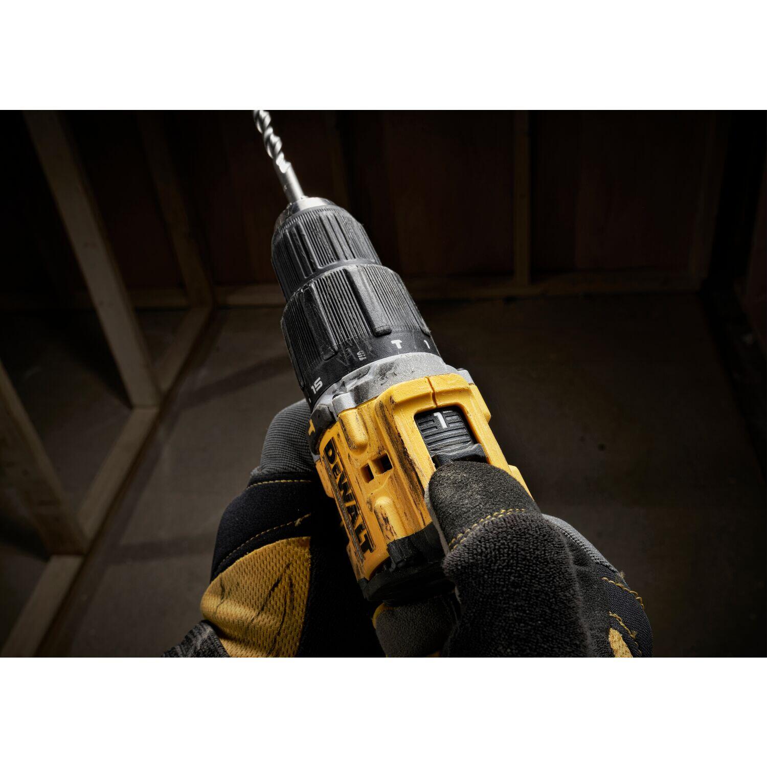 Perceuse à percussion 18 V DEWALT Dcd100m2t, 68 Nm + 2 batteries 4Ah - 7