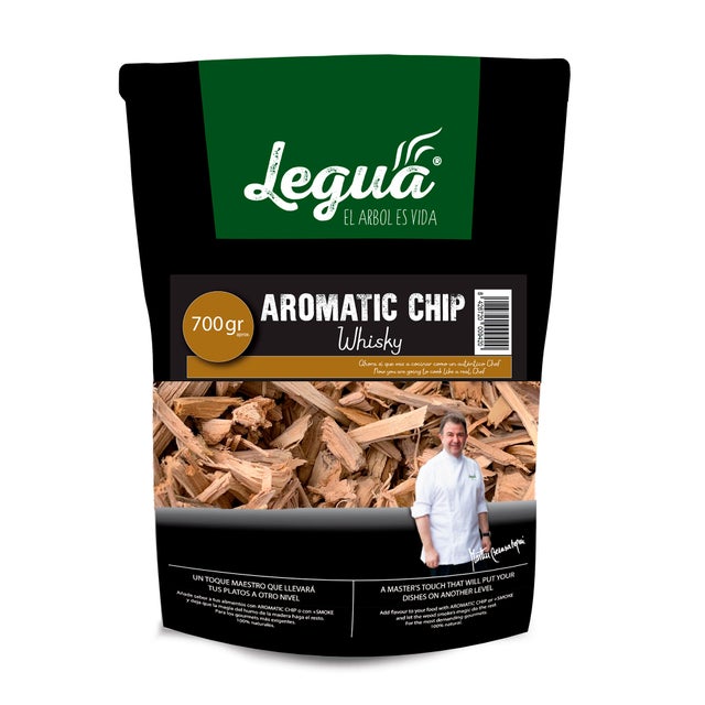 Chips de madera de barrica de whisky para ahumar
