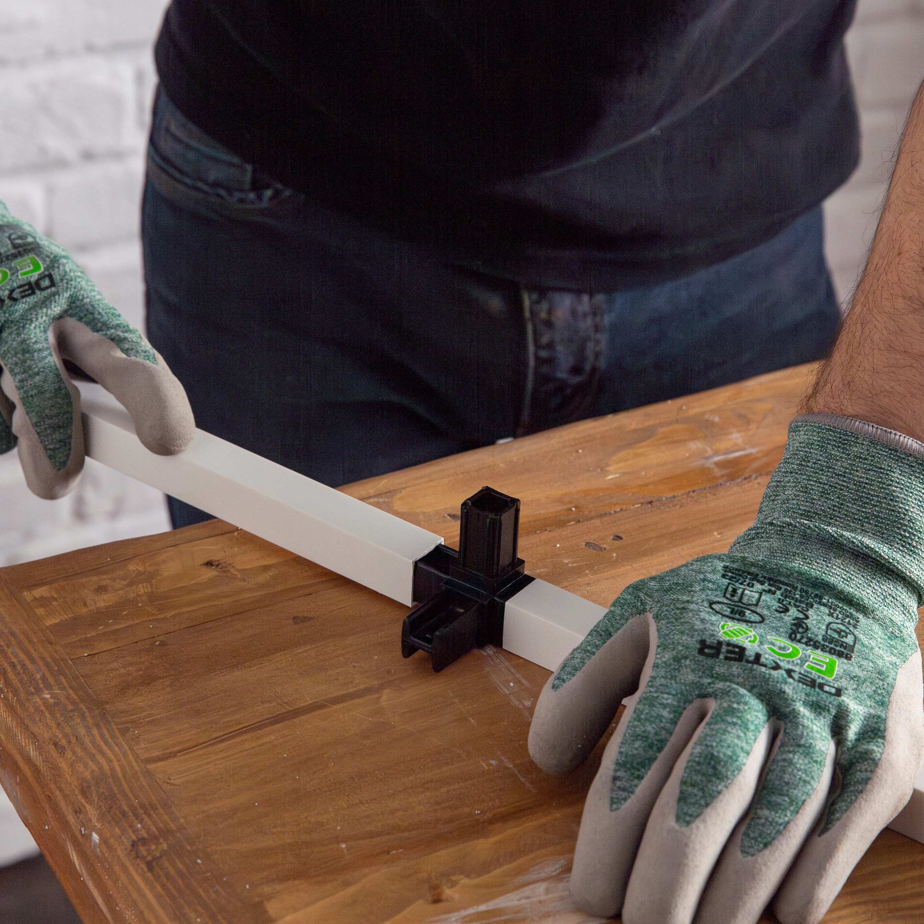 Conector de 4 vias para tubos quadrados 20x20 mm PVC preto Standers - 2