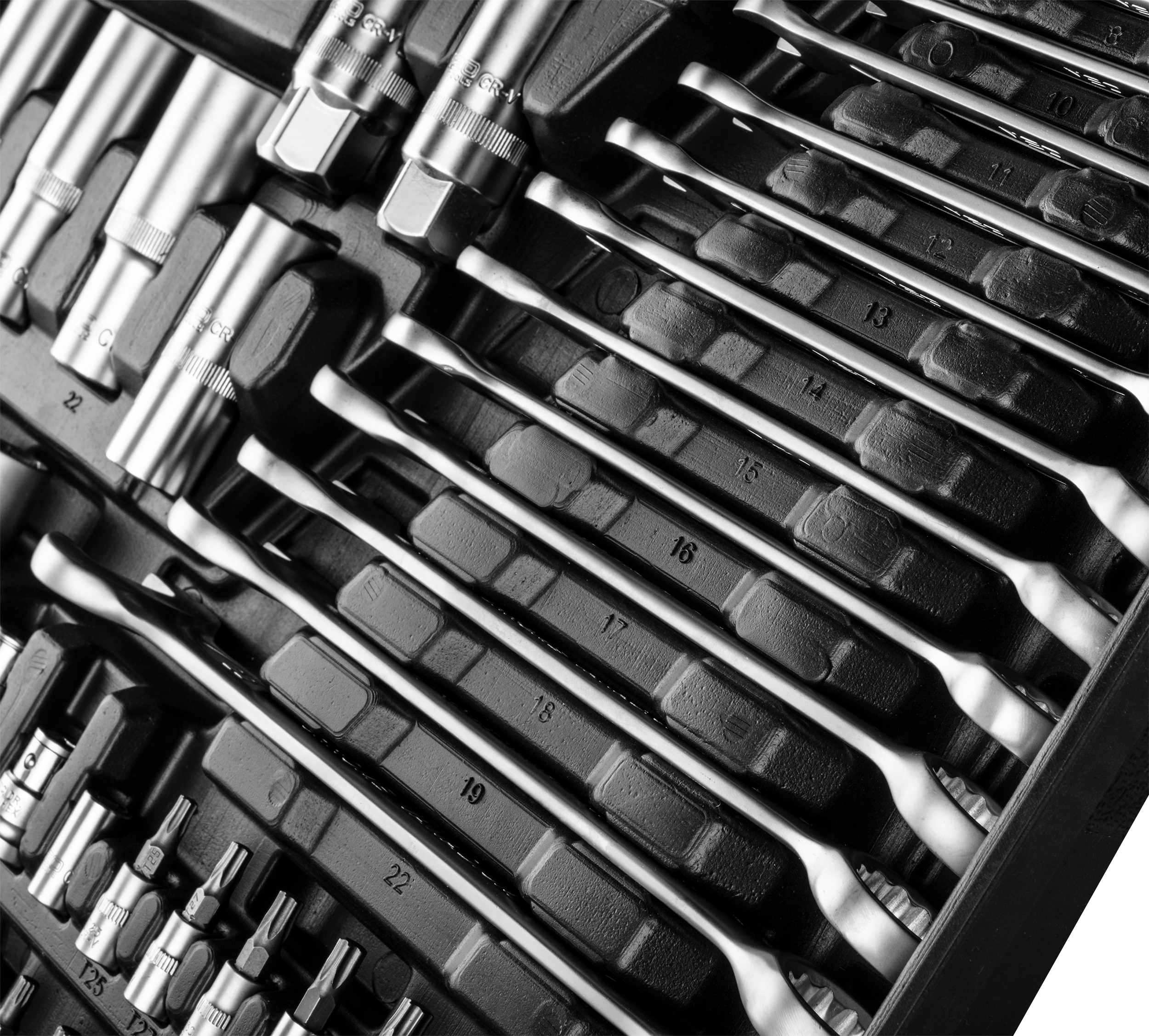 Zestaw kluczy nasadowych 216 szt. Neo - 8