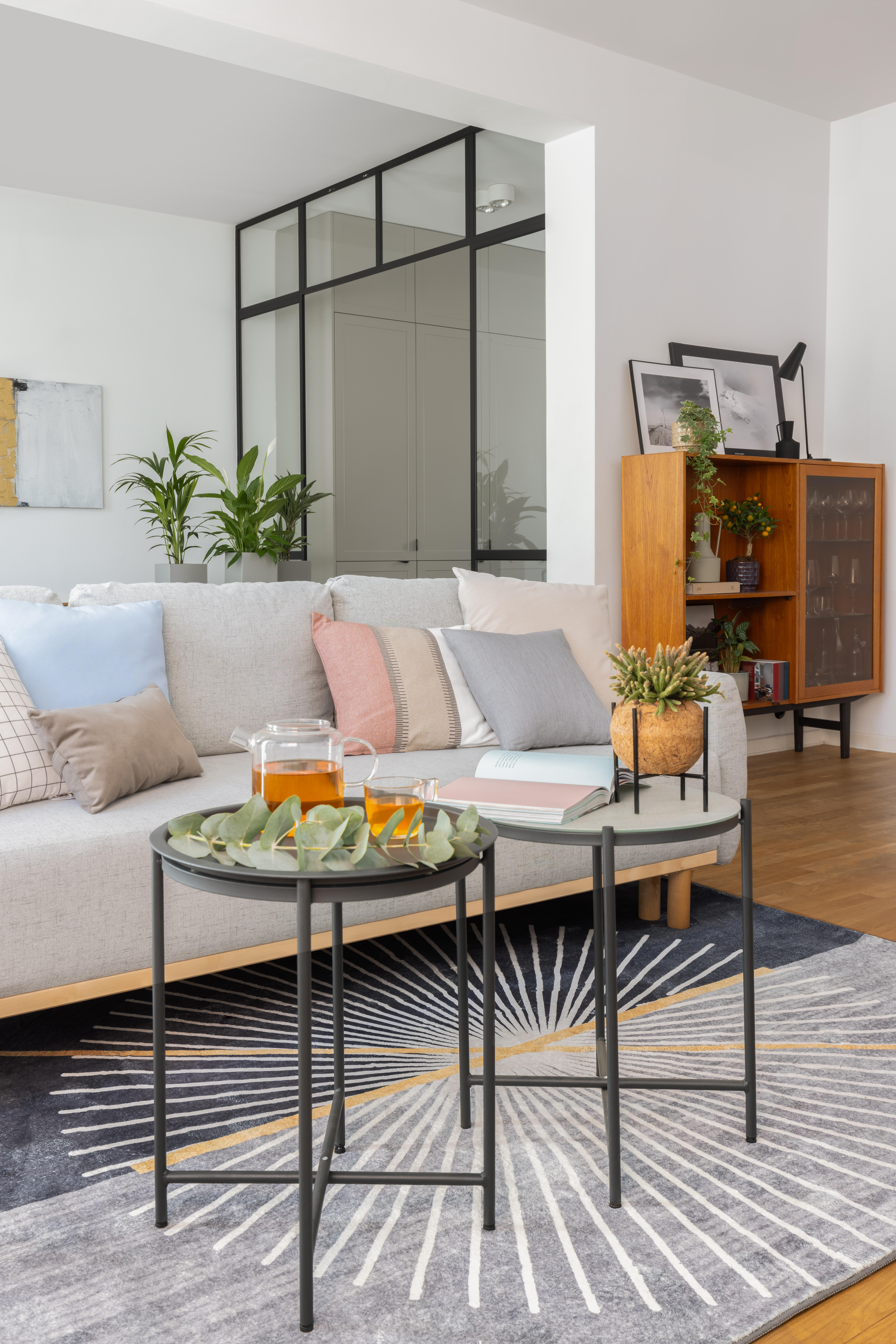 Stolik ogrodowy okrągły Mobis 45 cm antracytowy Naterial - 14