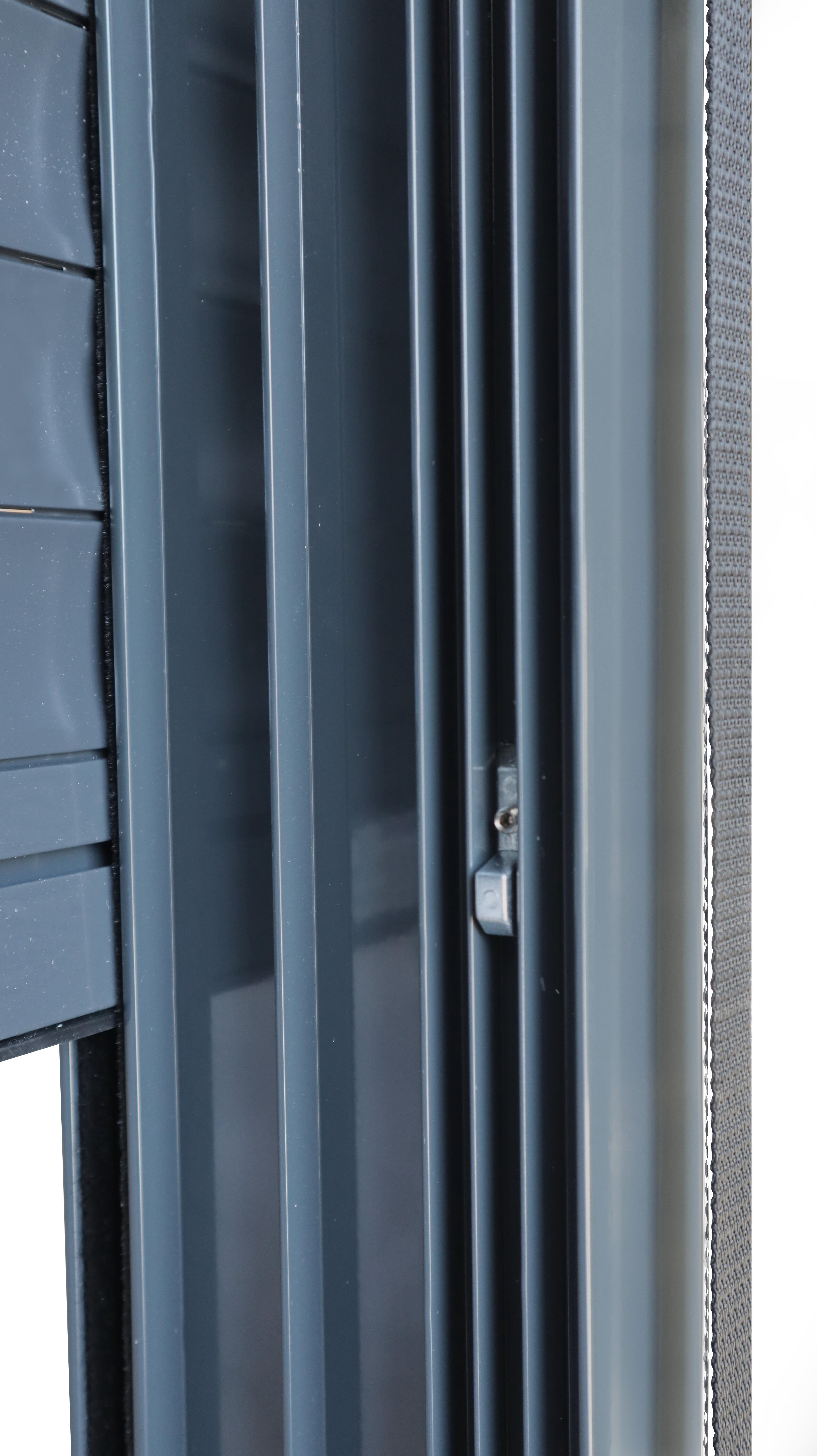 Balconera corredera de aluminio con persiana ISOXA color gris de 130x229cm - 8