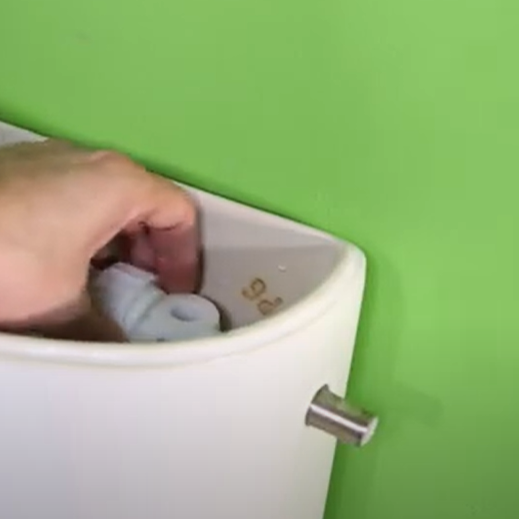fixar a válvula de enchimento