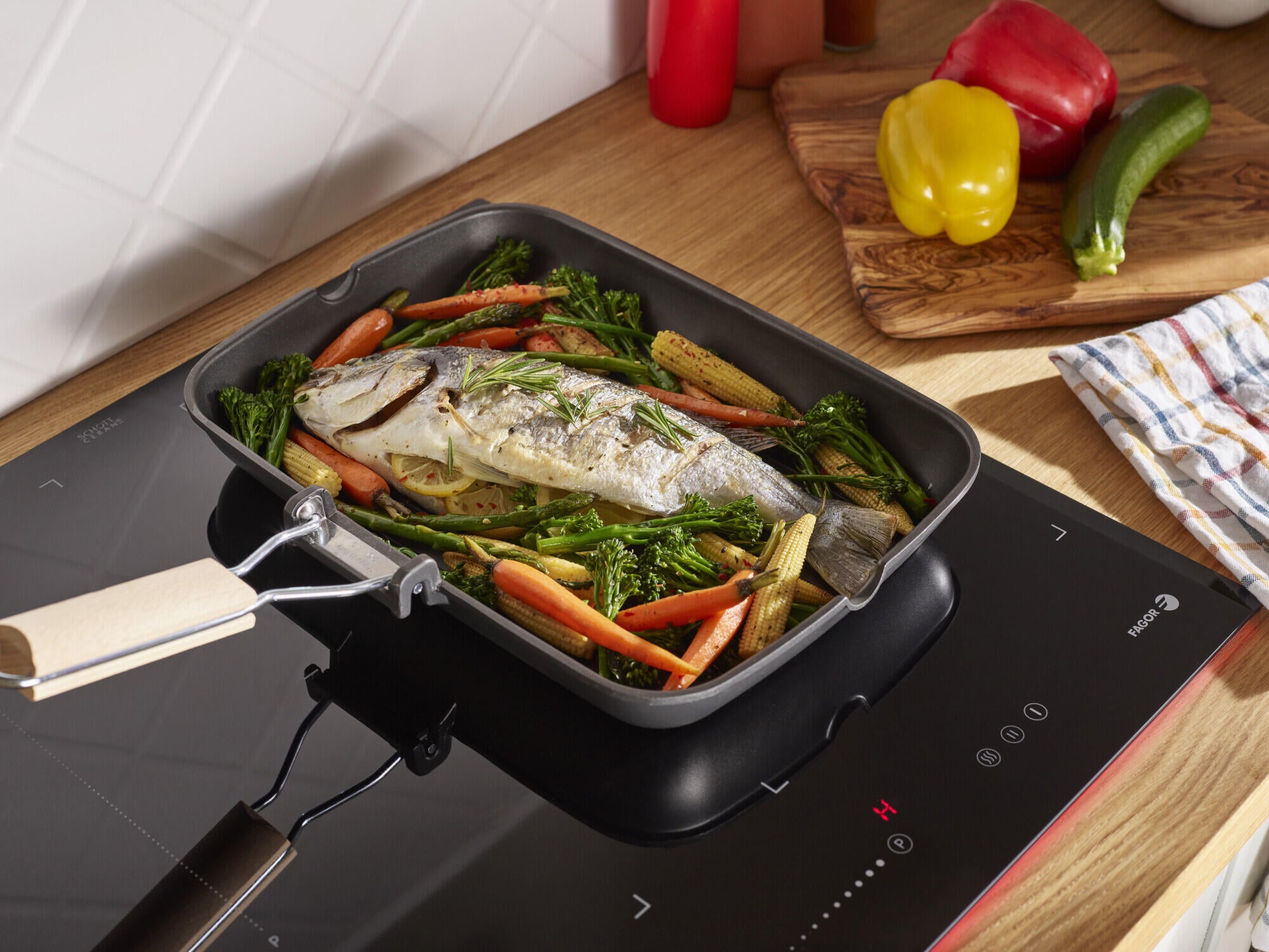 Placa de inducción FAGOR 3IF-ZONE40BL con 4 zonas de cocción y zona flex 7 W negro 58cm - 2