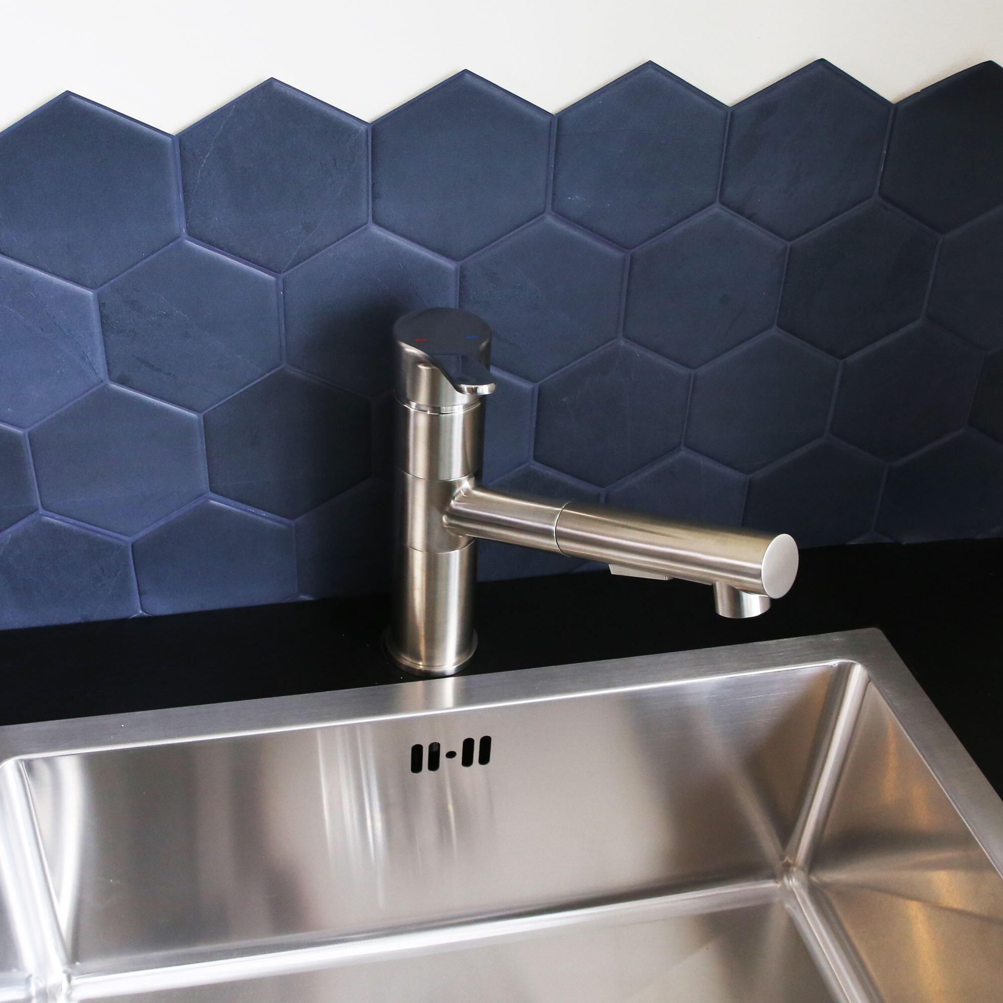 Robinet de cuisine avec douchette finition inox, New Silo, ESSEBAGNO - 3