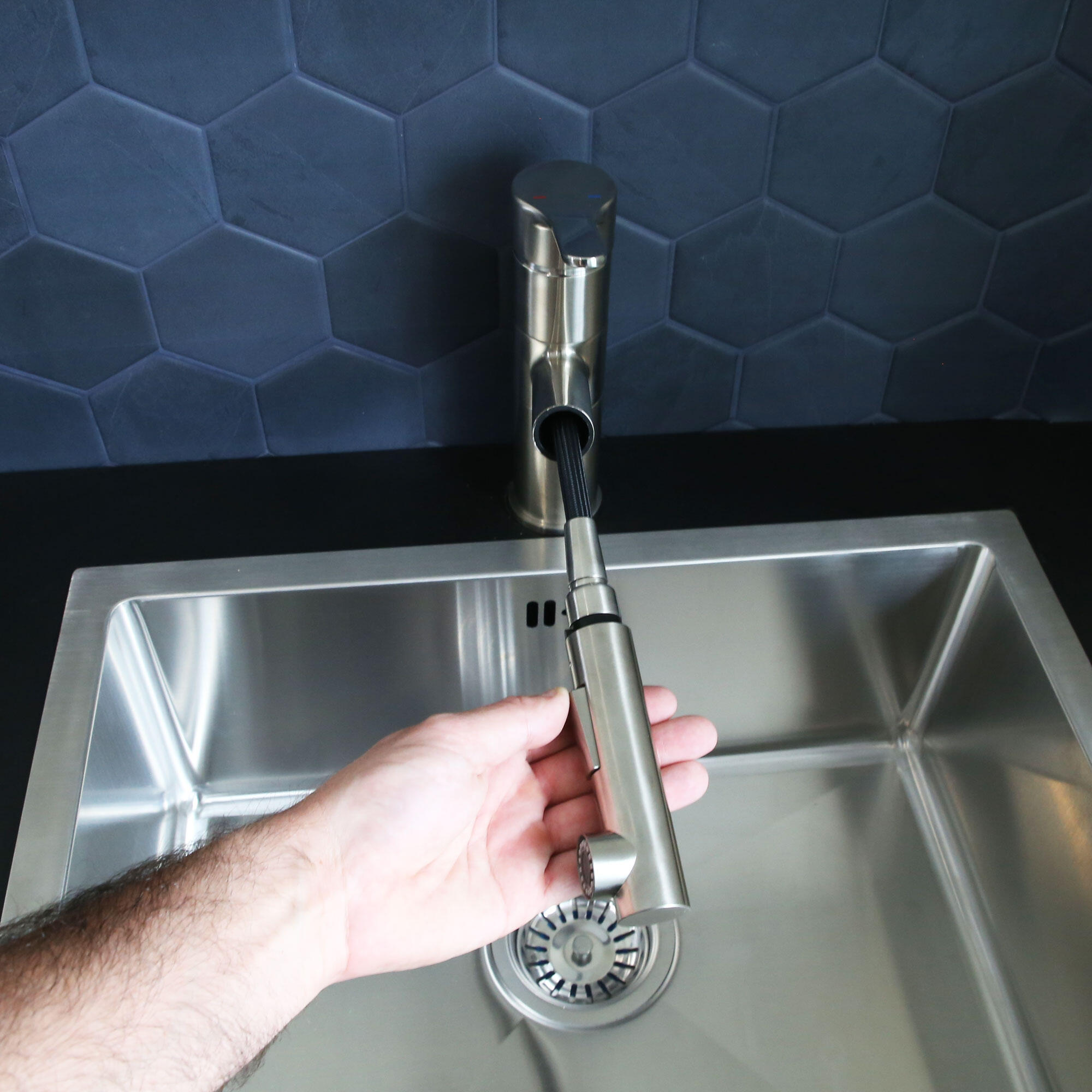 Robinet de cuisine avec douchette finition inox, New Silo, ESSEBAGNO - 2