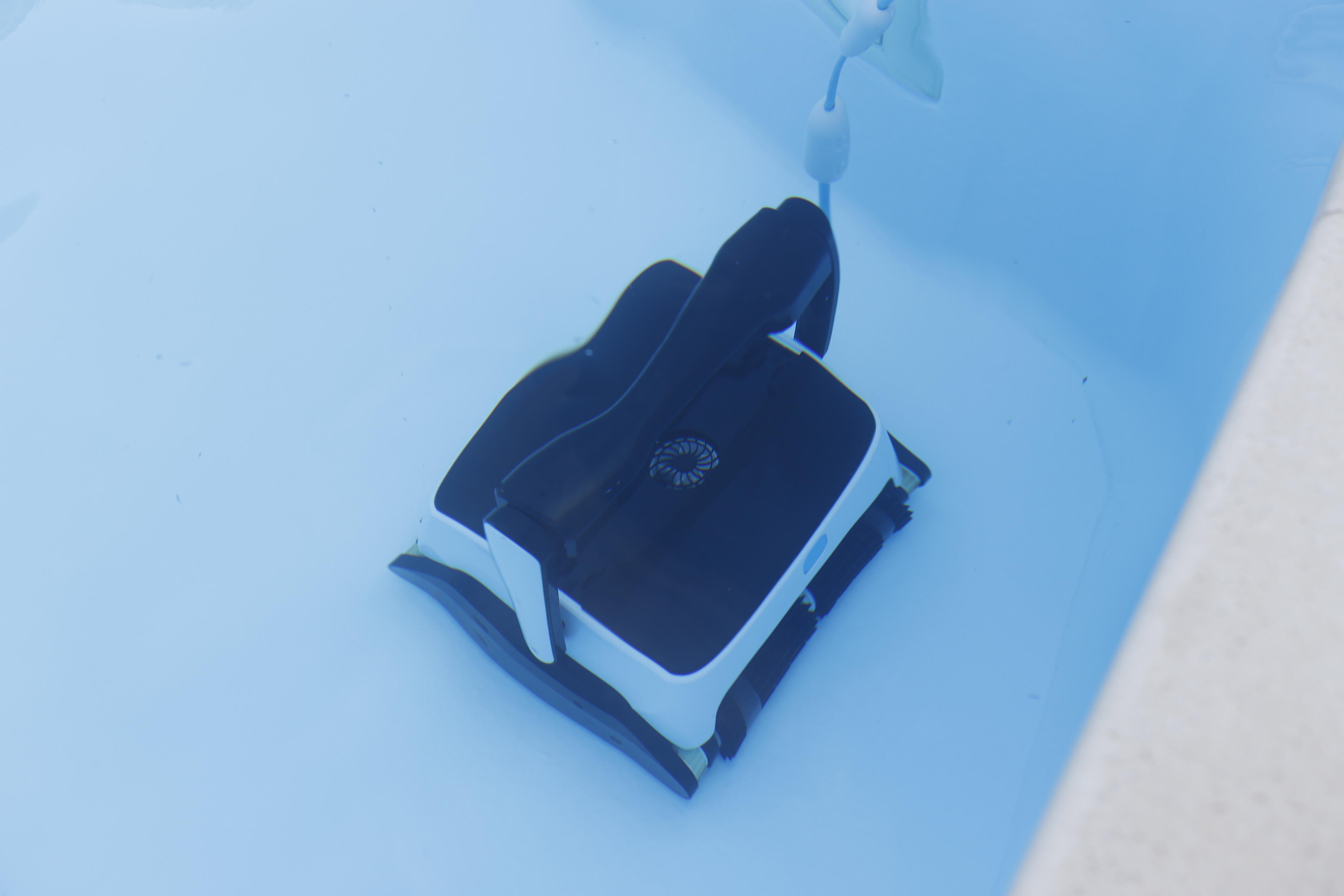 Robot de piscine électrique ROBOTCLEAN 3 PLUS UBBINK - 7