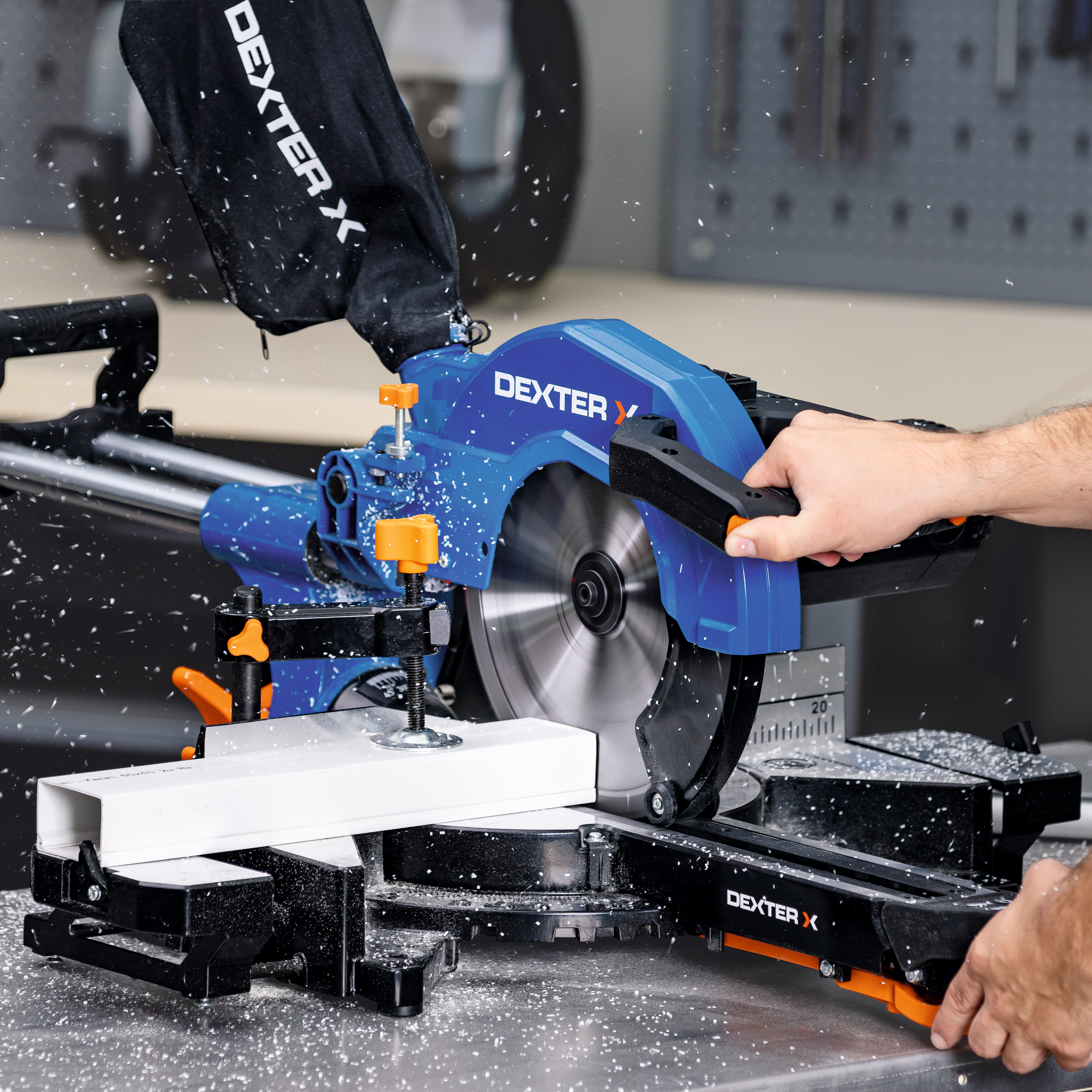 Scie à onglet et scie sur table DEXTER DX216, 216 mm, 1700 W - 5