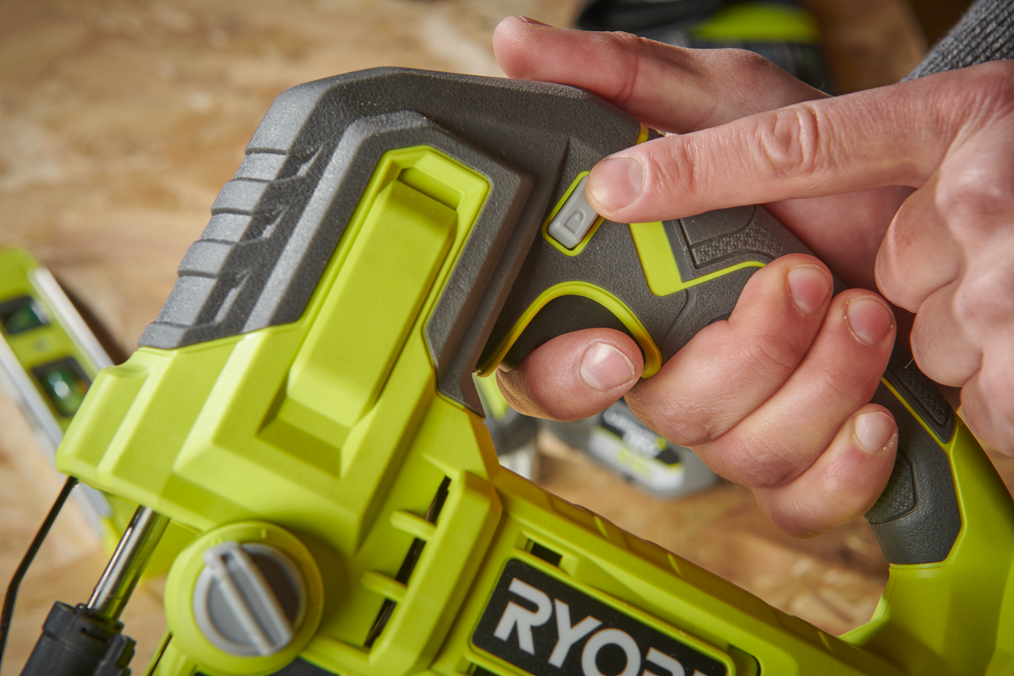 Wyrzynarka akumulatorowa Ryobi One+ Ryobi RJS18-0 18V - 3