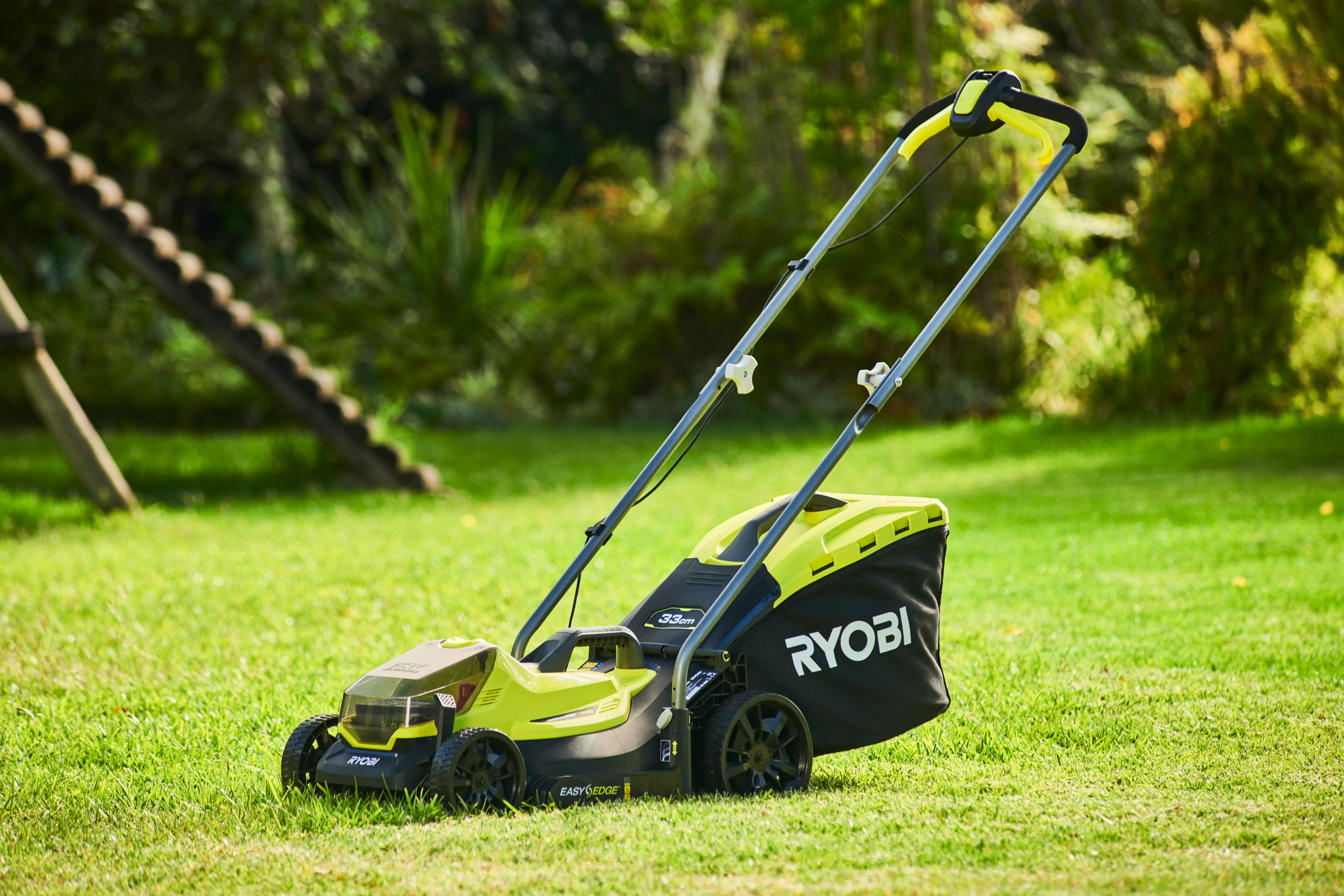 Kosiarka akumulatorowa Ryobi One+ RLM18X33B40 18V 4Ah 33cm - 3