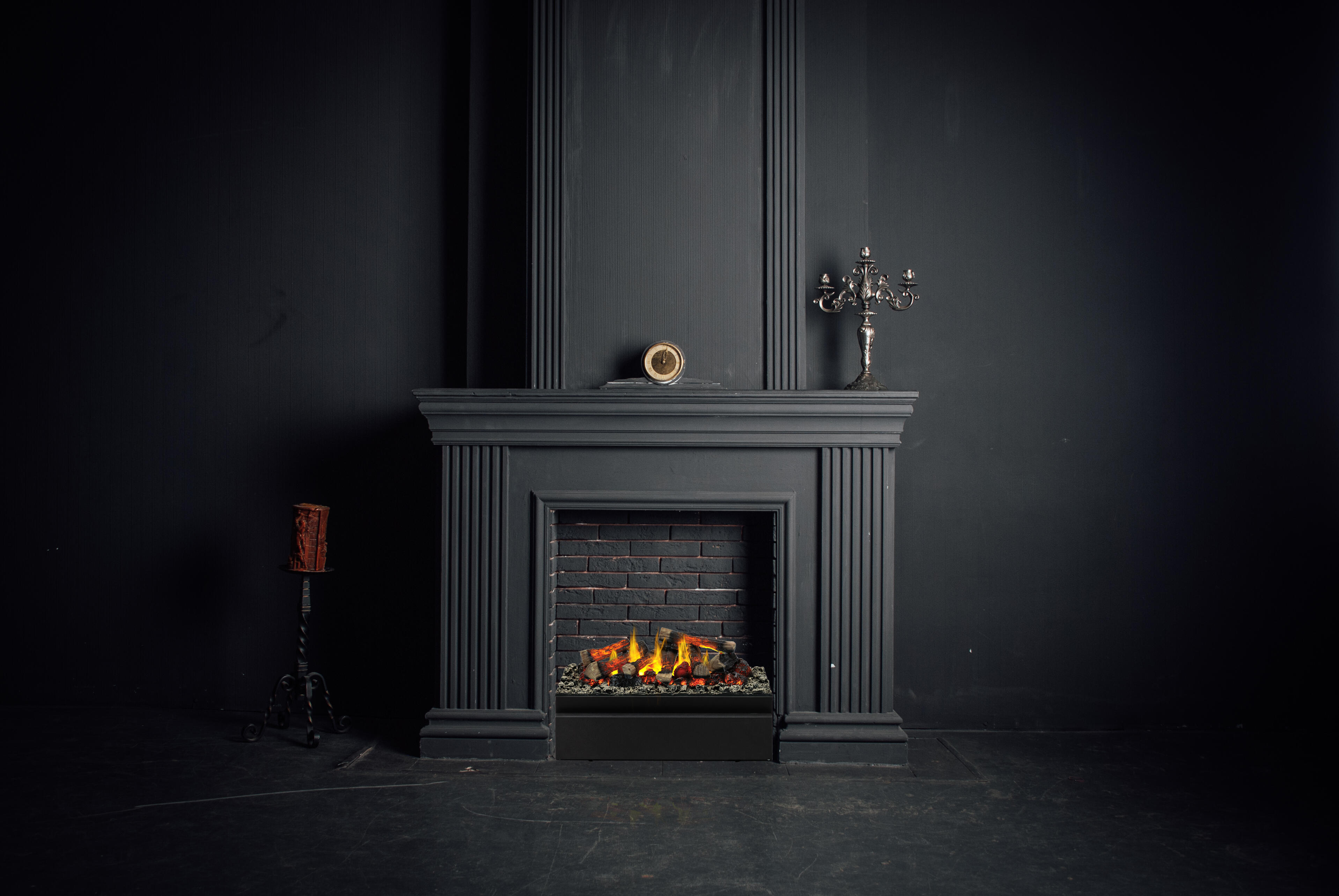 Chimenea eléctrica decorativa con leños empotrable juneau