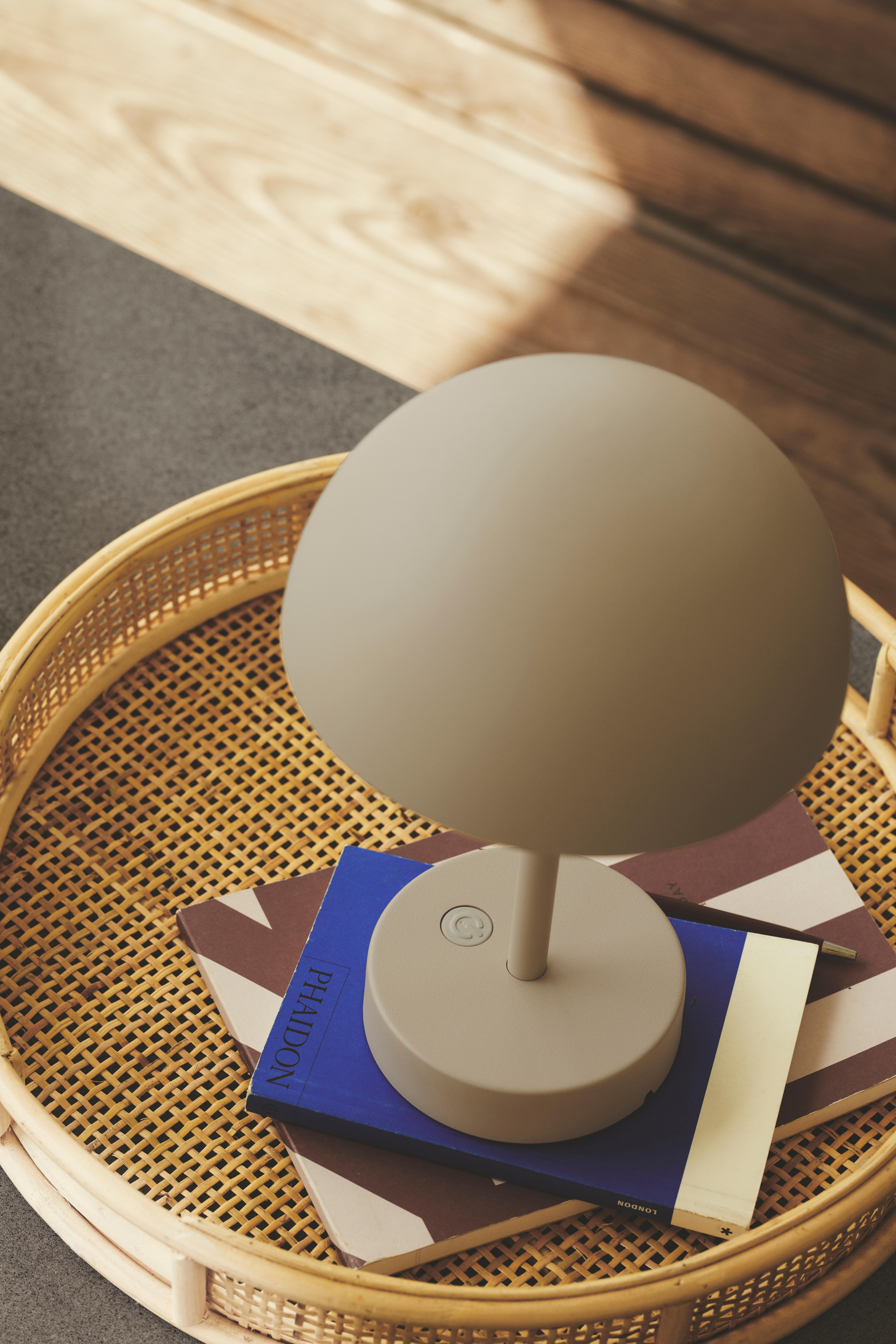 Lampe de table rechargeable USB, H.25 cm, aluminium, beige, Ellen NORDLUX - 4