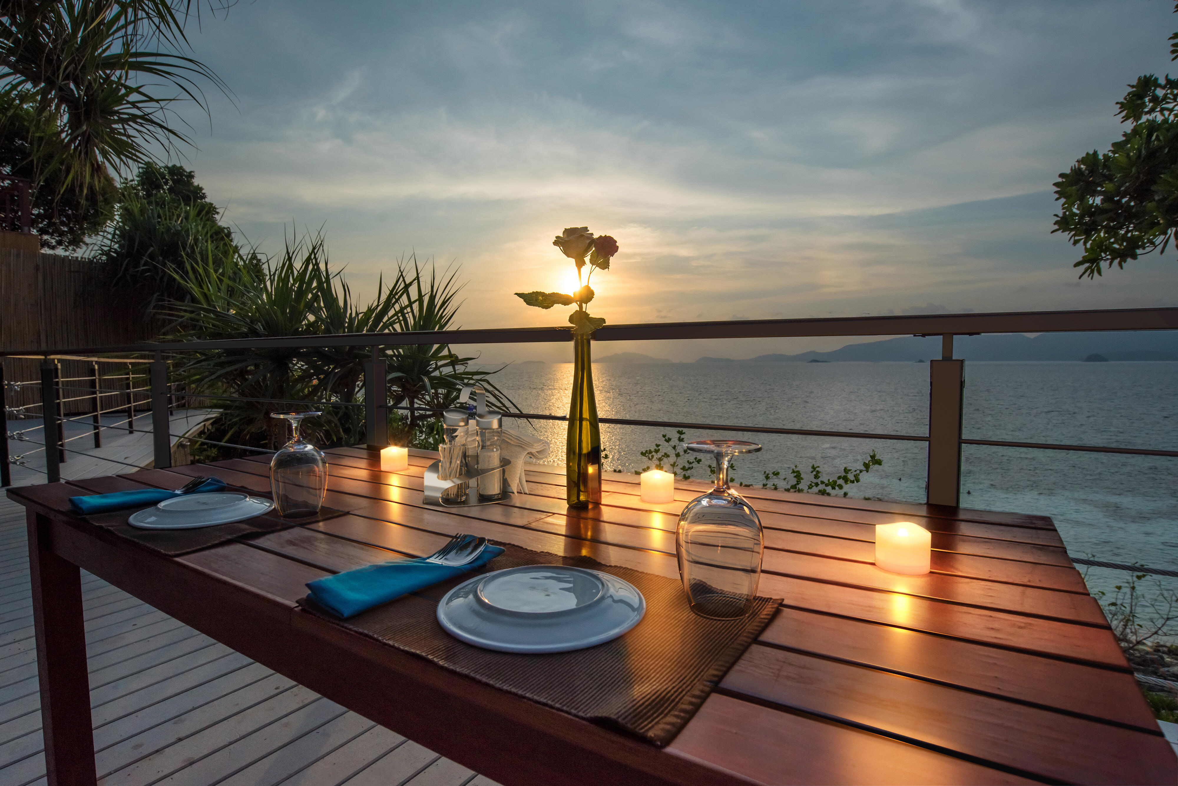 Pack 12 velas LED Buna USB 2200K IP44 Inspire - 3