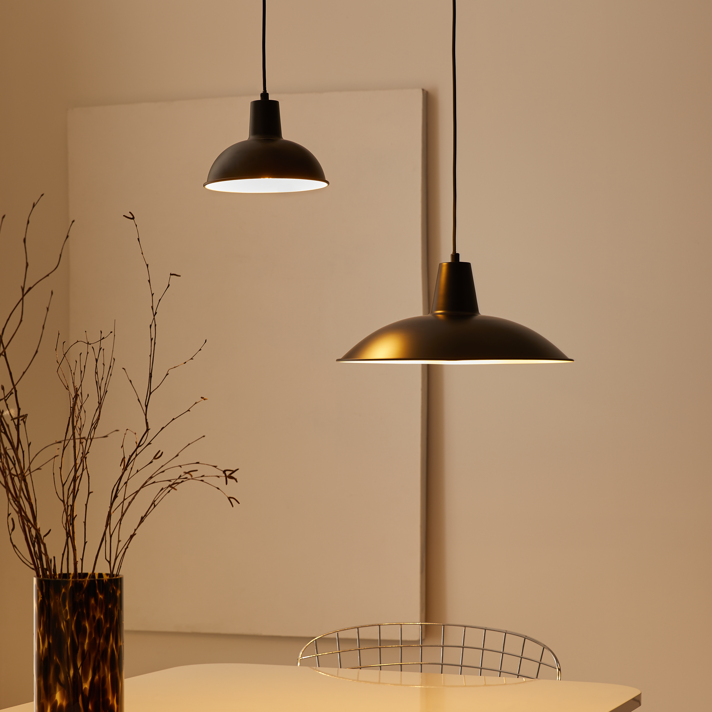 Lampa wisząca Utea czarna E27 Inspire - 11