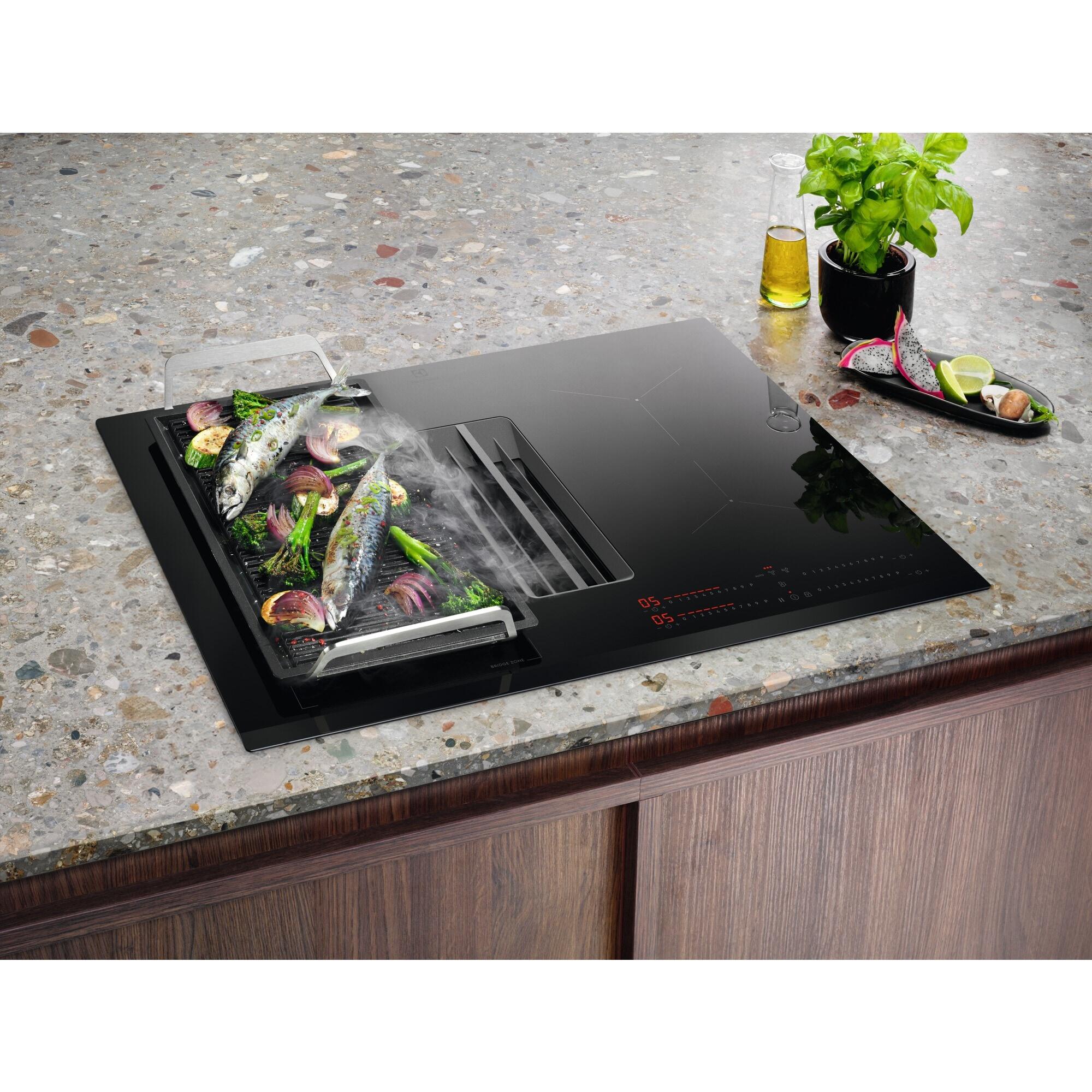 Plaque à induction aspirante 4 feux L.68 cm ELECTROLUX KCC73443 Noir - 9