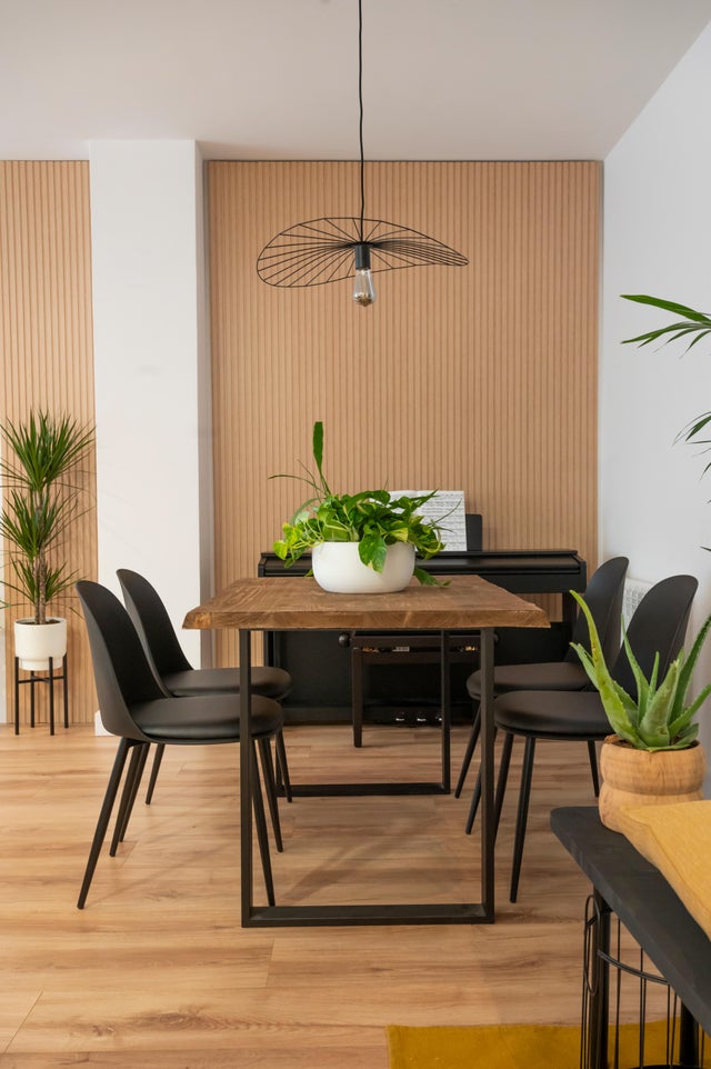 Revestimiento de pared palillería efecto 3D MDF Novo color roble de 260x16,7 cm