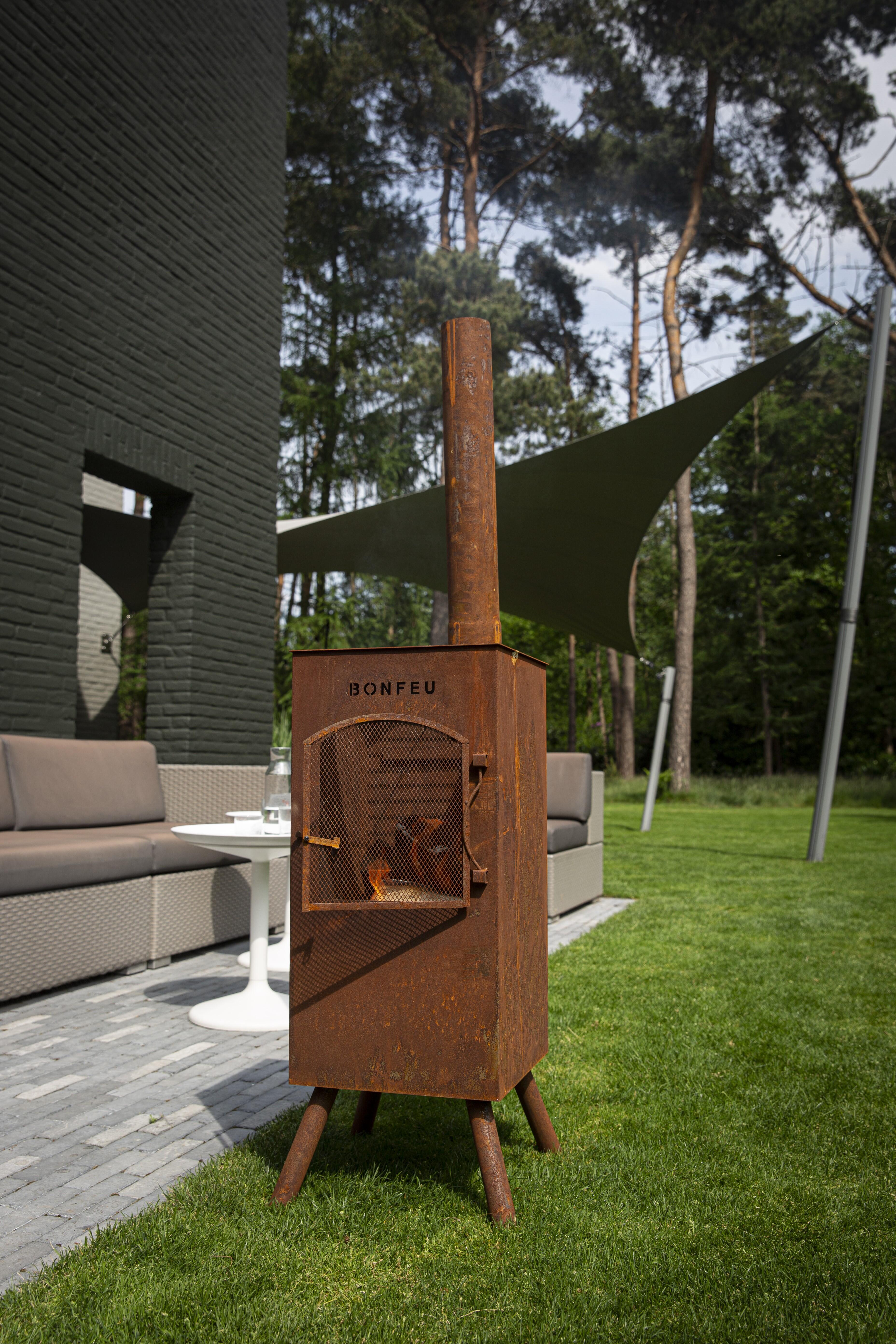 Chimenea leña exterior bonfeu boncarré corten