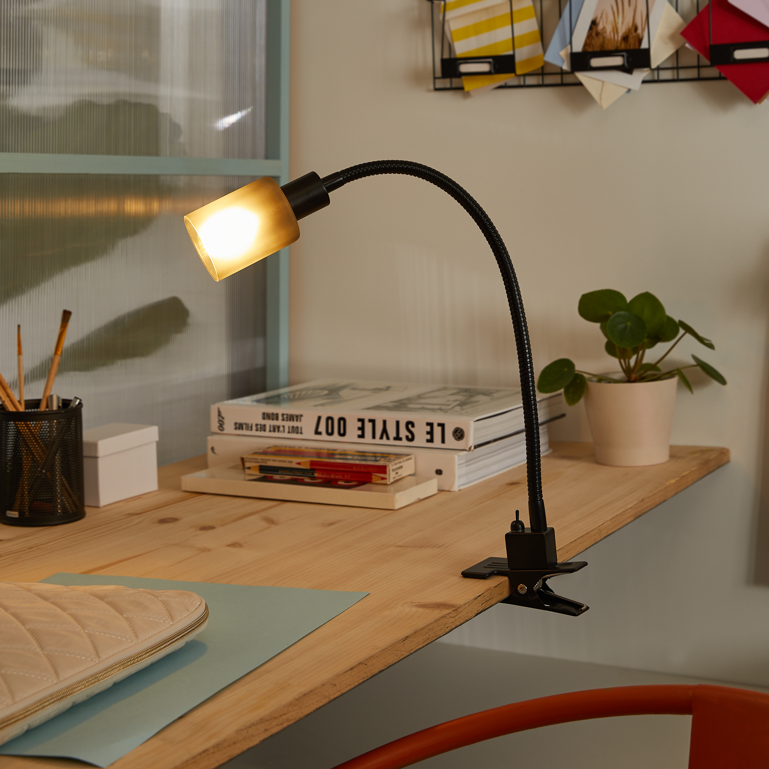 Lampka biurkowa Klips Tekla czarna E14 Inspire - 7