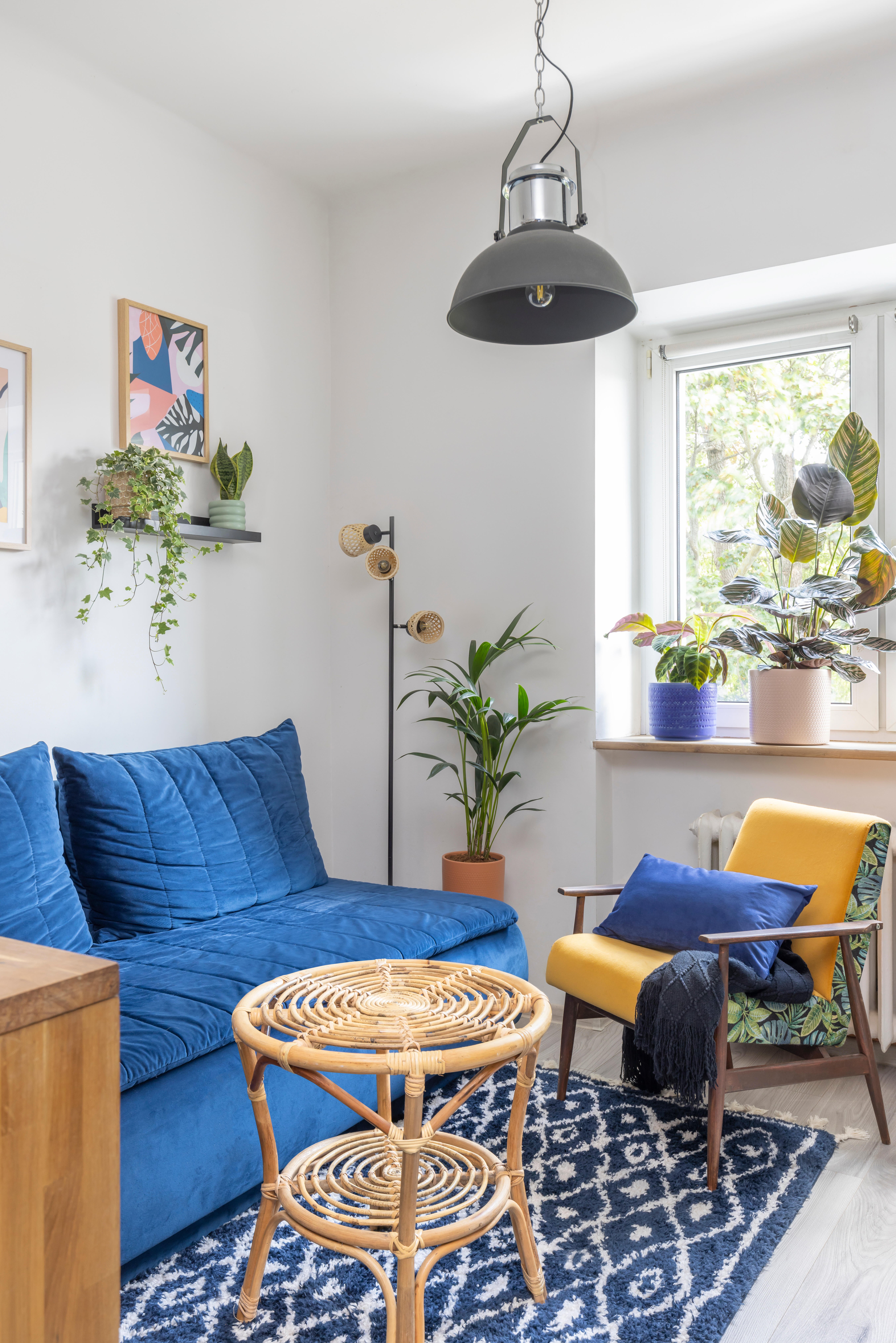 Poduszka welurowa Dubbo granatowa 50 x 30 cm Inspire - 14