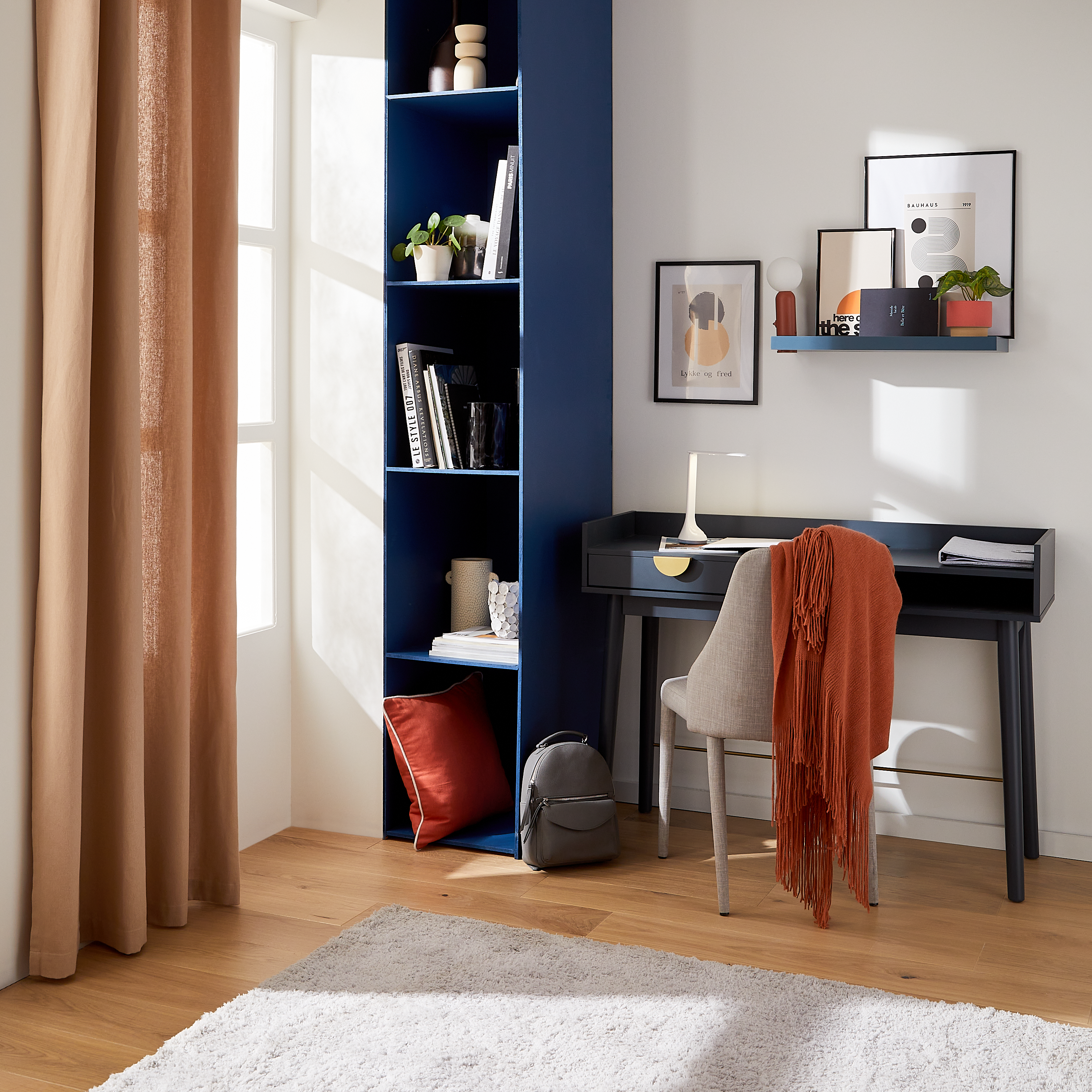 Lampa stołowa Lodi czerwona LED Inspire - 21