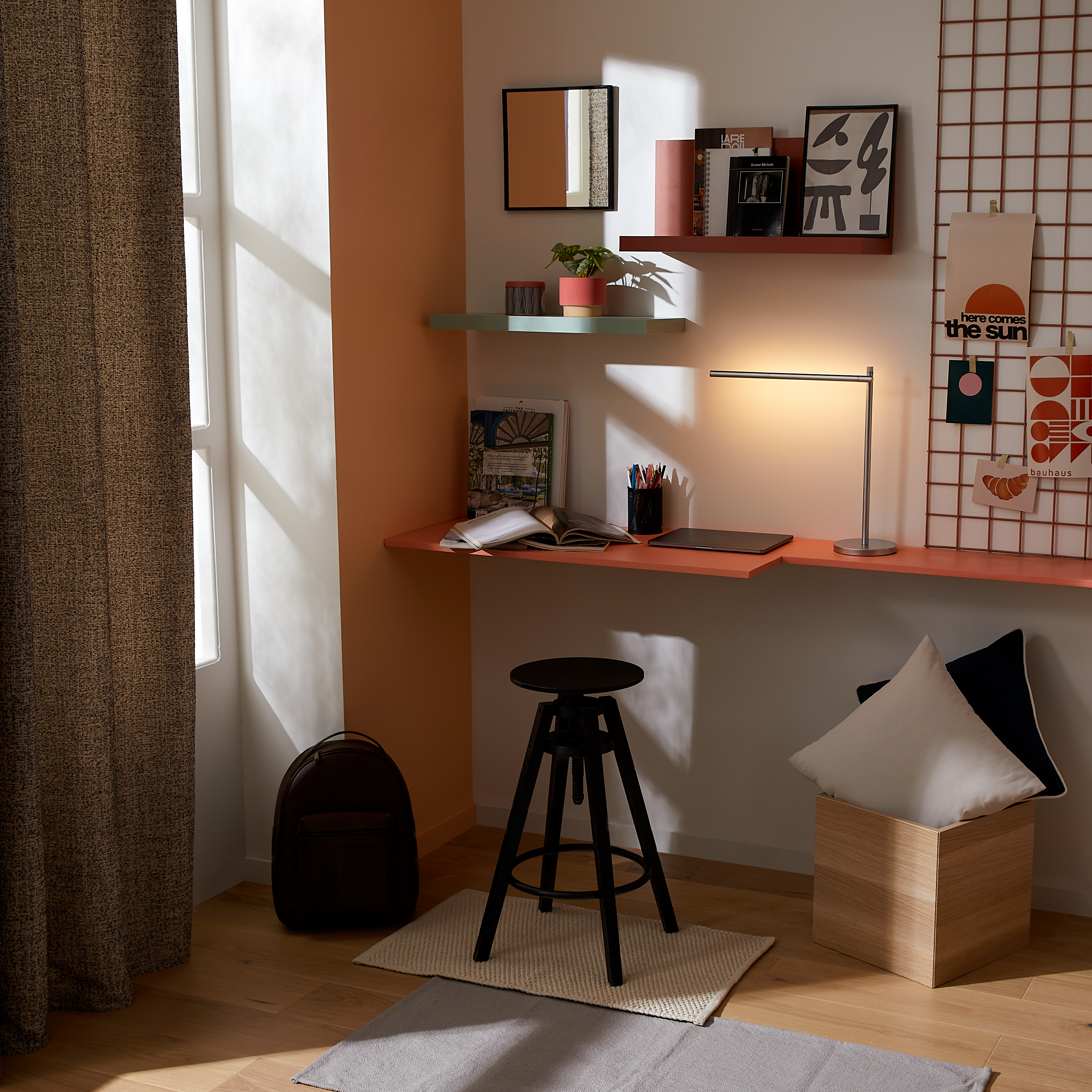 Flexo delgado inspire 1 luz led 44 cm gris luz regulable