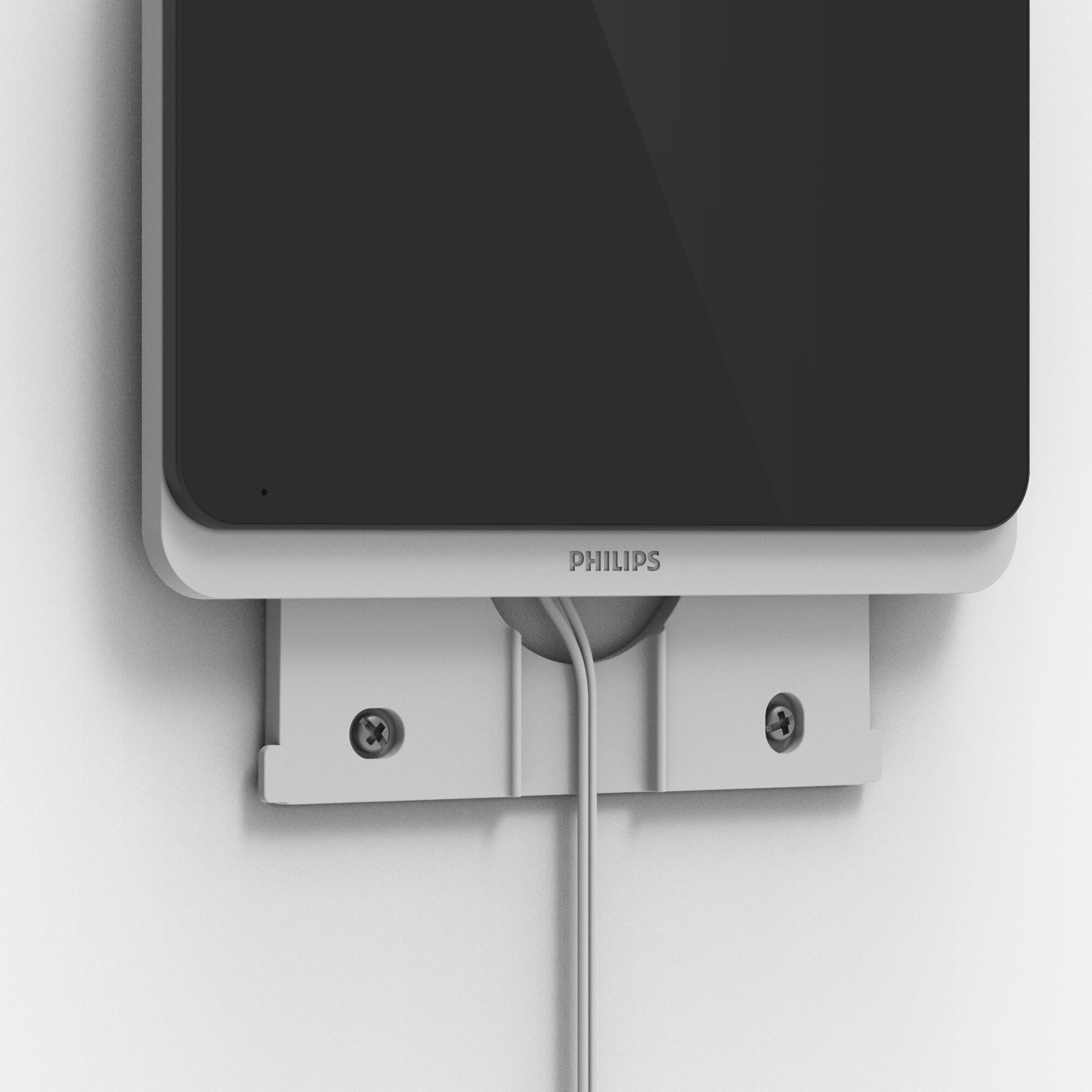 Le Philips WelcomeEye Connect 3 a été conçu pour que vous l'installiez seul :le moniteur est équipé d'une plaque d'ancrage élaborée pour que vous puissiez câbler le moniteur sans devoir le tenir entre les mains en même temps ;la platine de rue peut tout d'abord être fixée au pilier, puis câblée une fois que vous aurez les mains libres.

L'installation totale du visiophone se fait sur deux fils rapidement et simplement. La fonction Polarity Protect protège votre équipement en cas de mauvais branchement. - 8