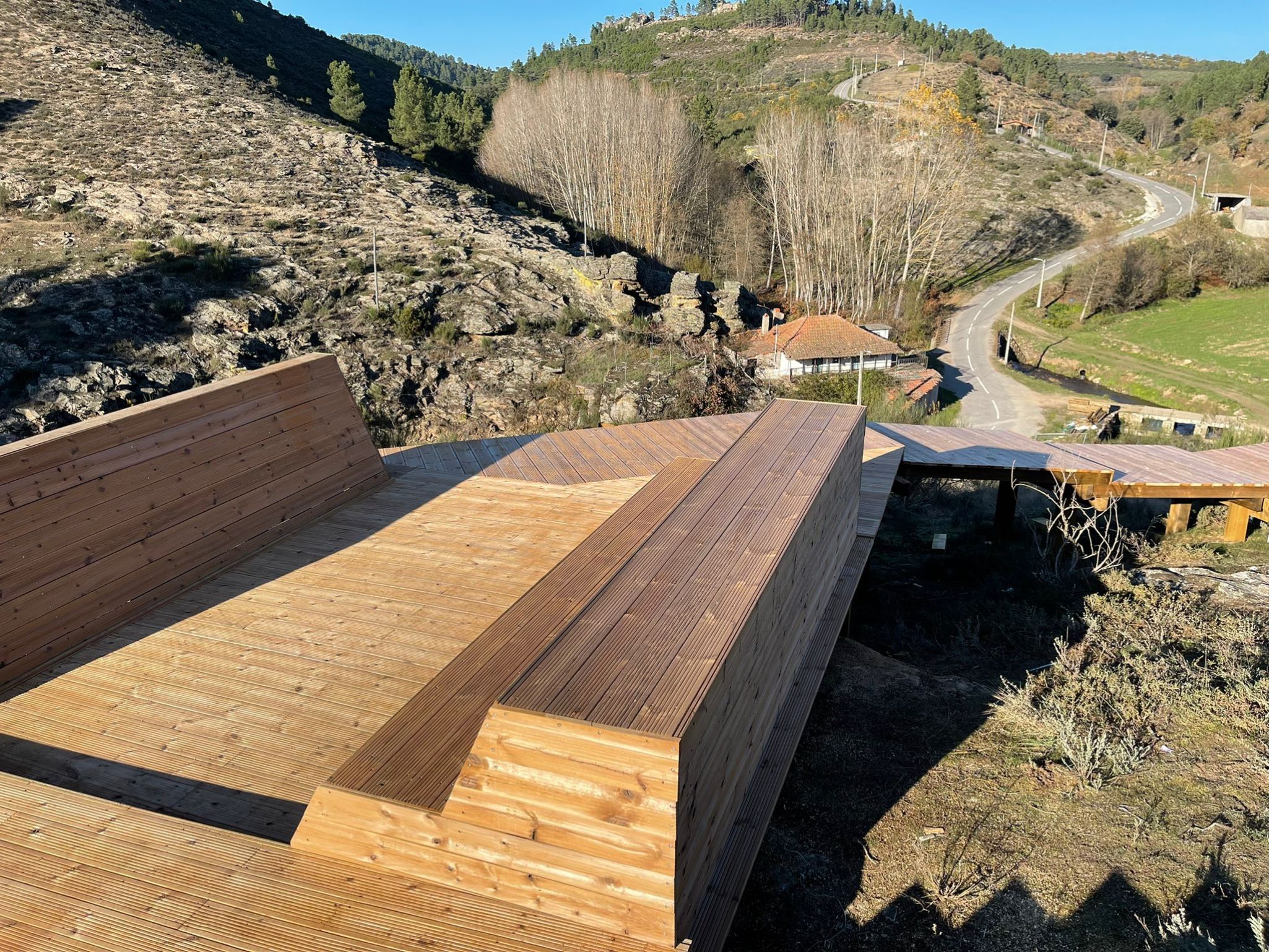 Lama de madera 14,5x210 cm y 22 mm