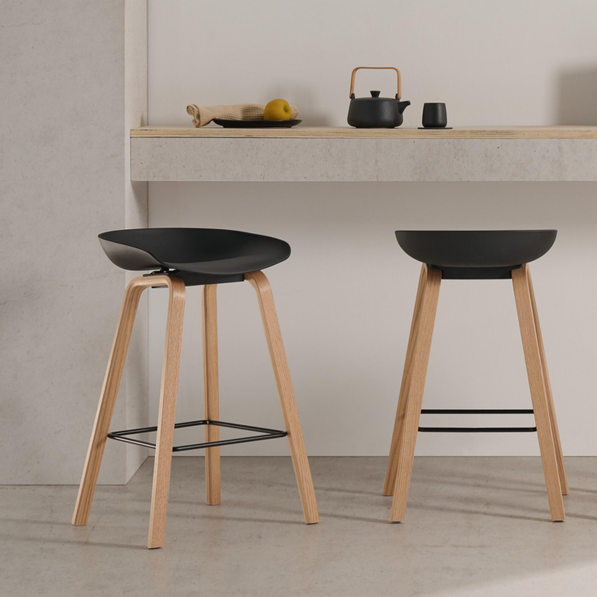 Pack x2 taburetesTurin armazón roble natural asiento negro - 4