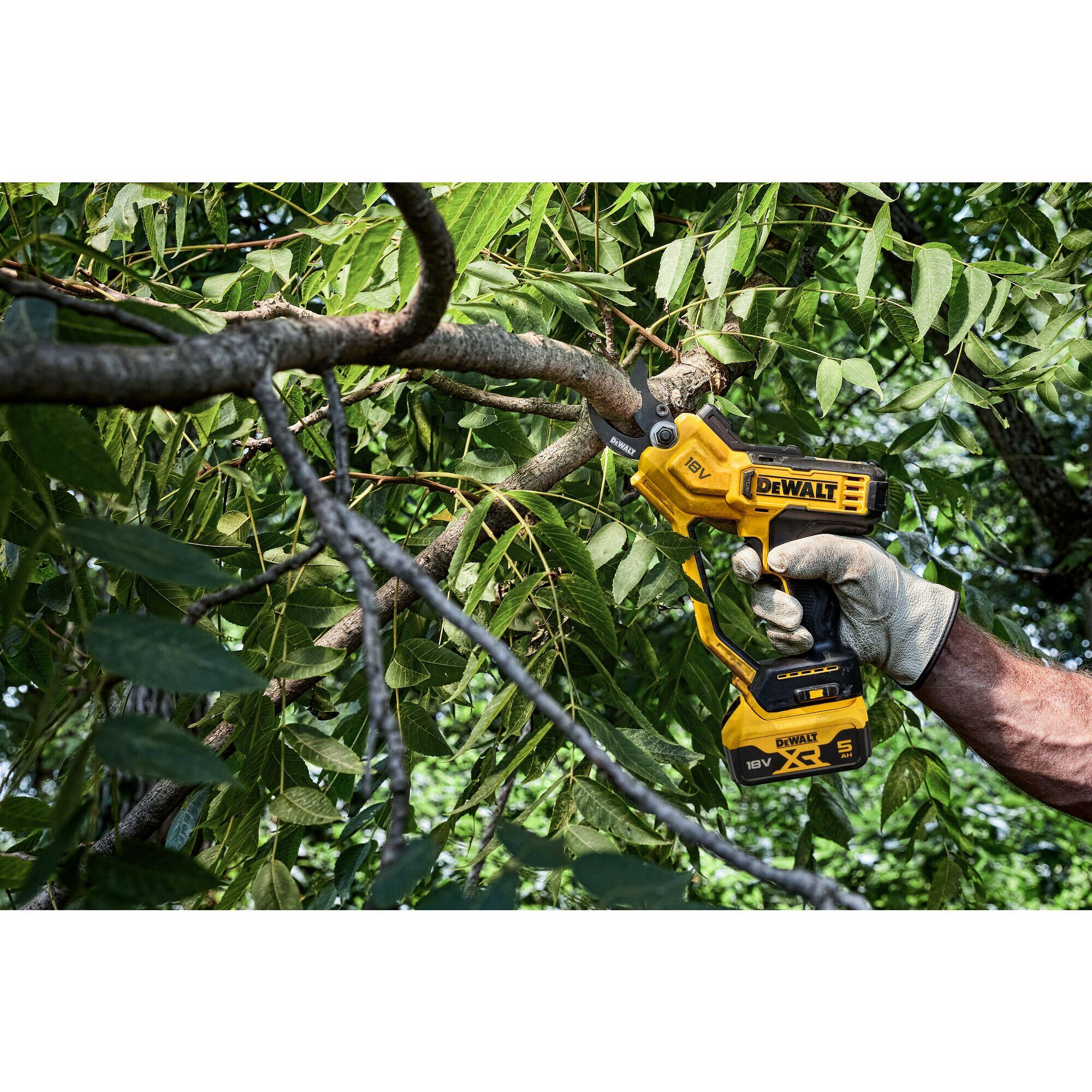 Sécateur DEWALT XR 18V, Sans Batterie, DCMPP568N-XJ - 2