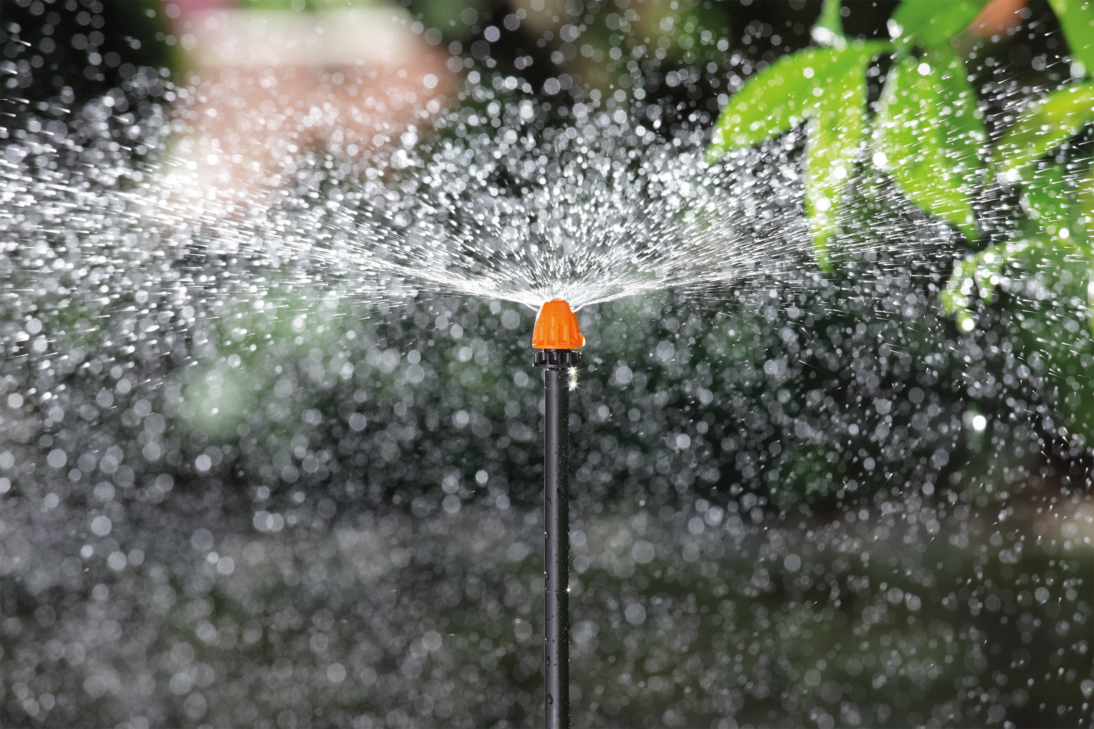 10 x Microirrigatore a 180º con picchetto da 40 cm | Leroy Merlin