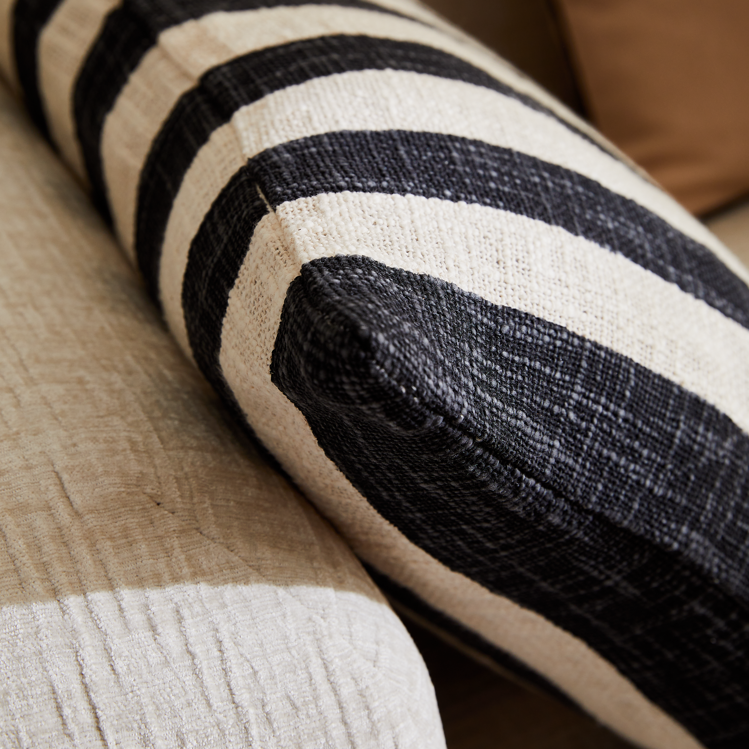 Almofada Eligio 40x60cm preto Inspire - 6