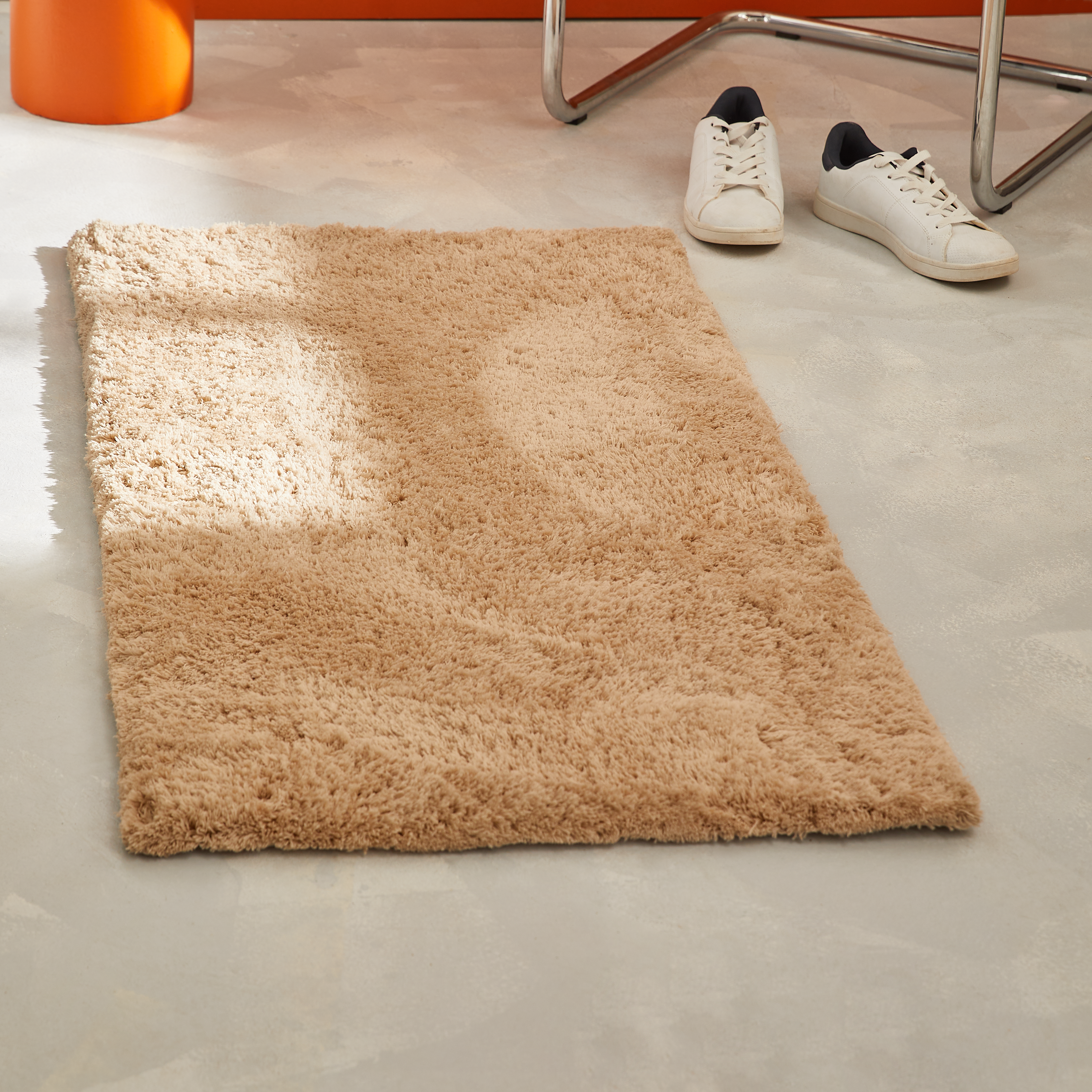 Alfombra pie de cama poliéster Talka 60x120cm pelo largo INSPIRE beige trench - 10